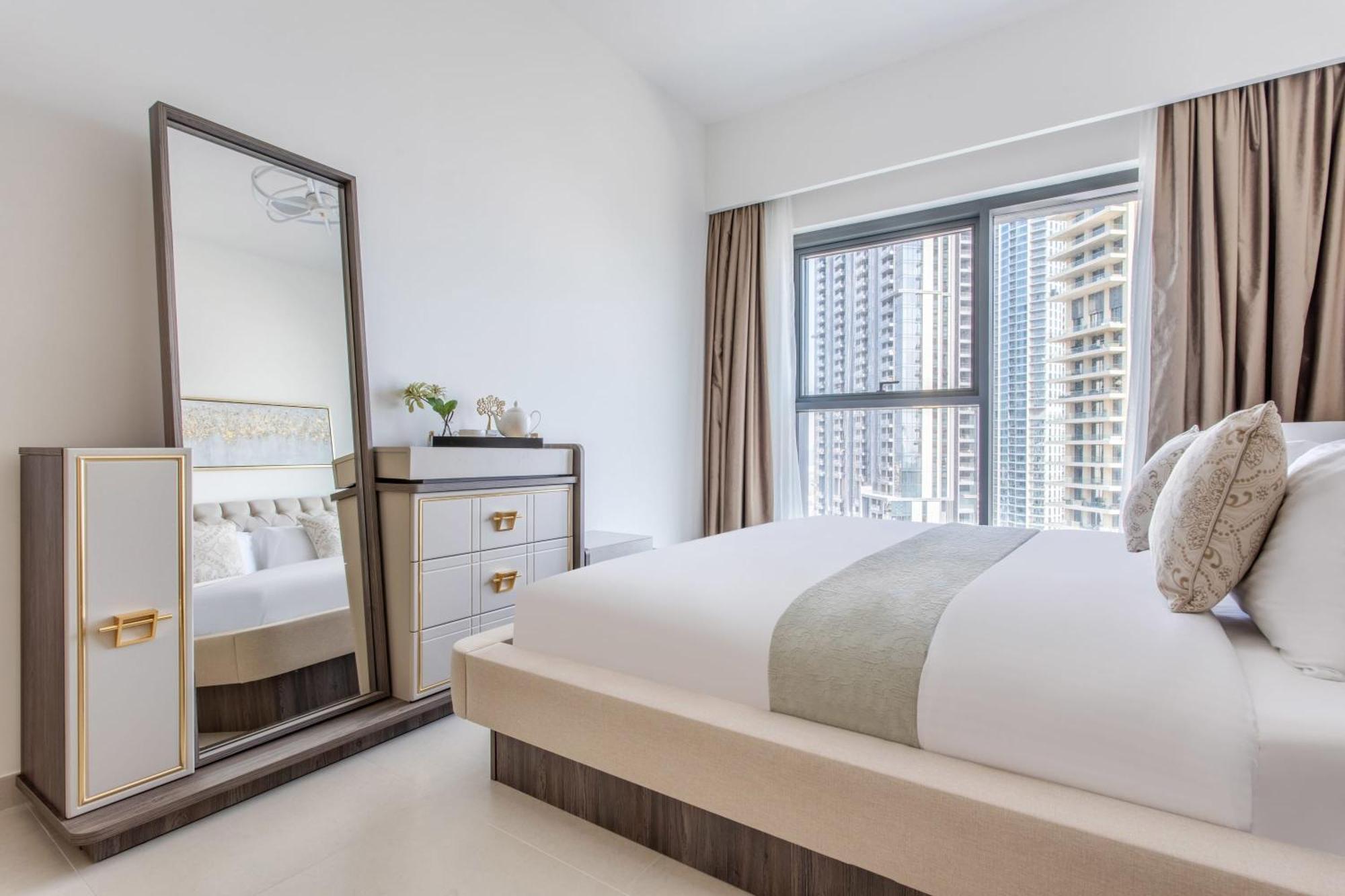 Frank Porter - Burj Royale Apartamento *