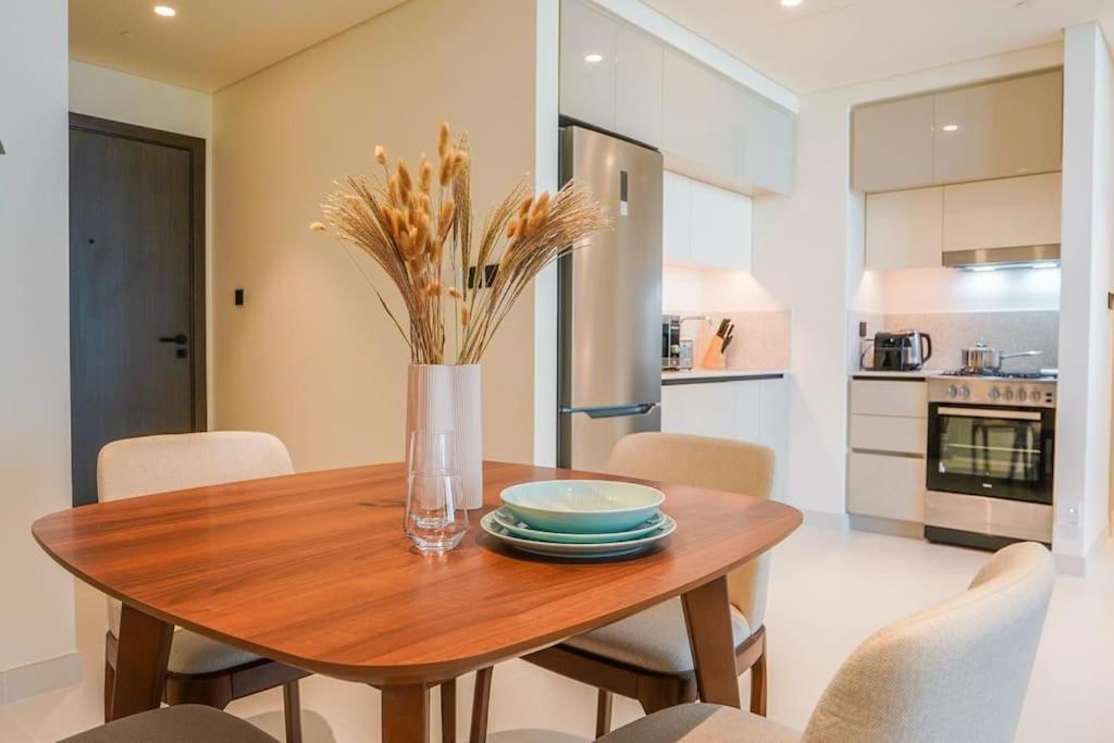 Apartamento Beachfront Bliss - With Pool And Premium Amenities By Aya Boutique *