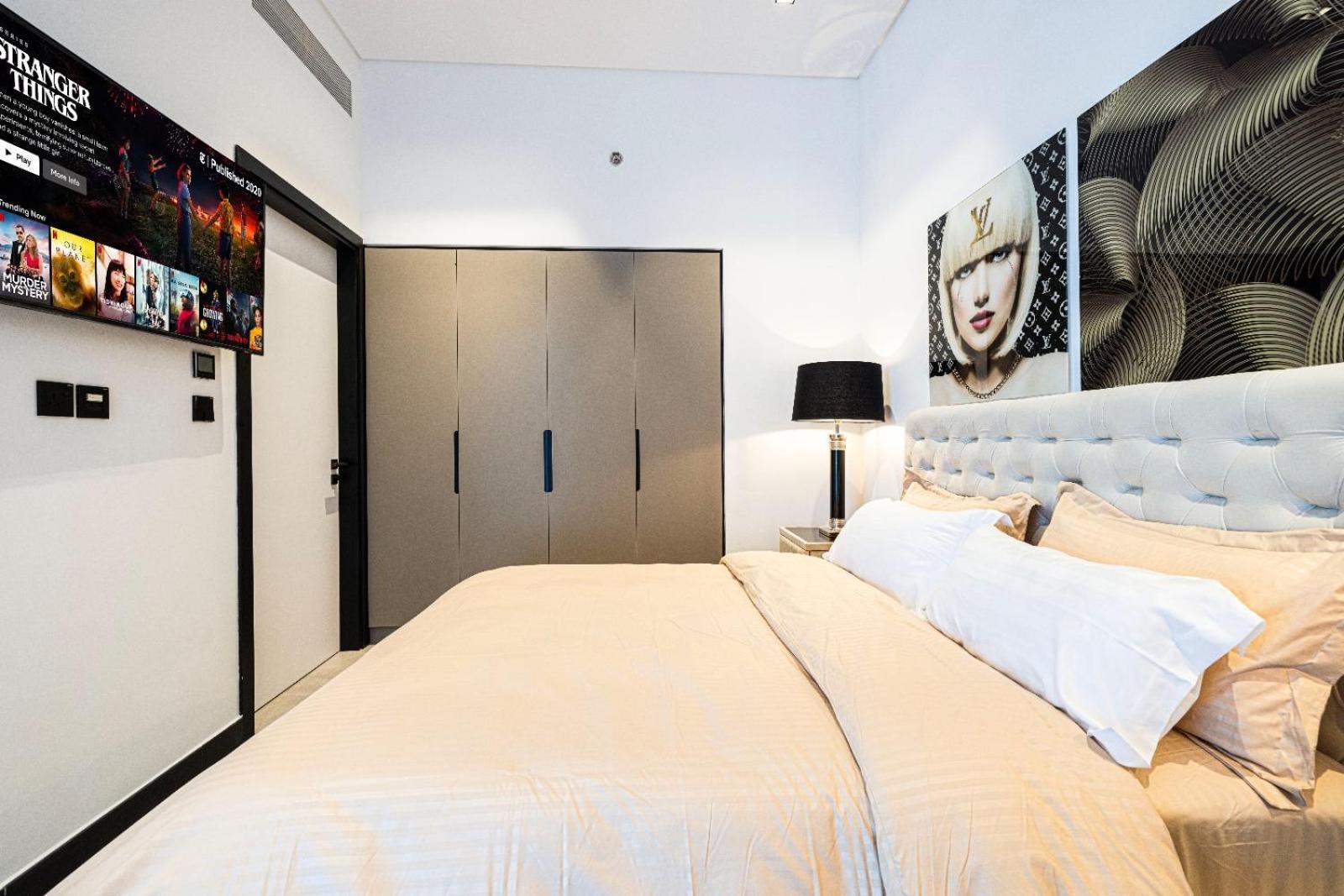 The 15 Northside Luxury Living Daire