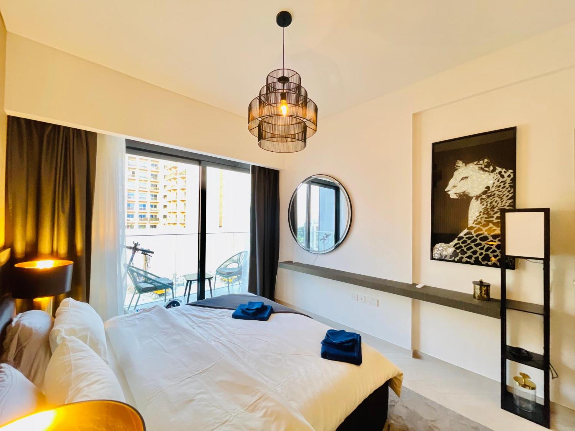 Luxury 1 Bedroom Apartment