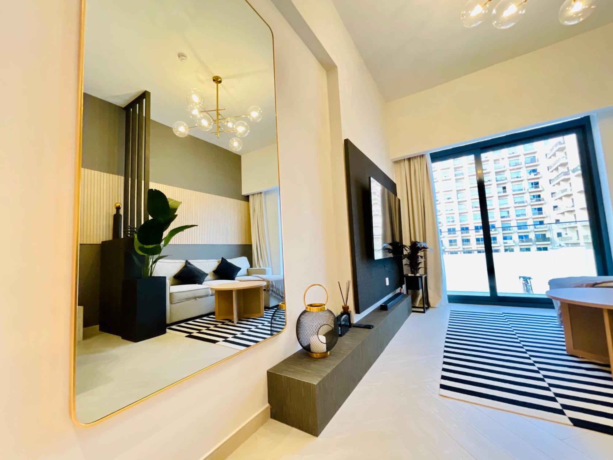 Luxury 1 Bedroom * Dubai