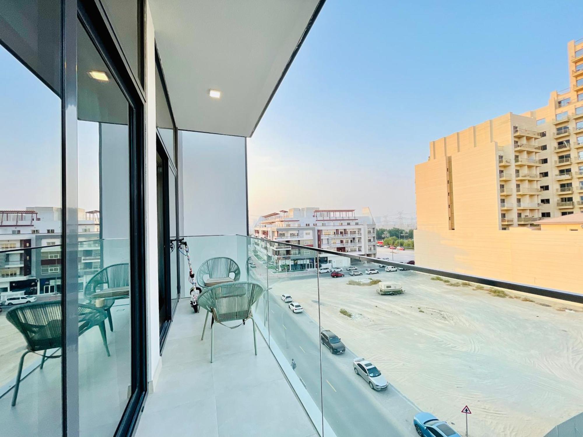 Luxury 1 Bedroom Apartment Dubai