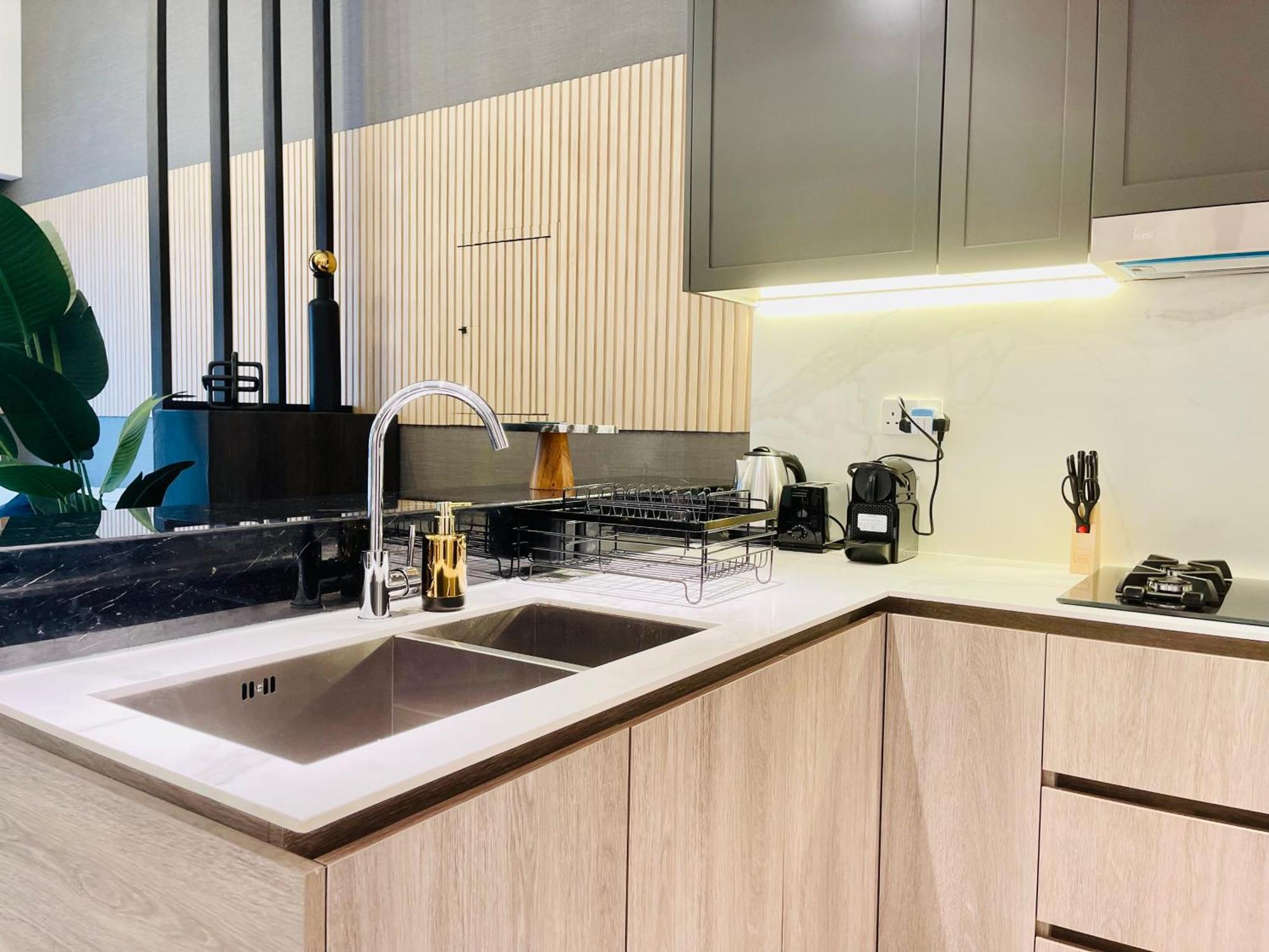 Apartment Luxury 1 Bedroom *