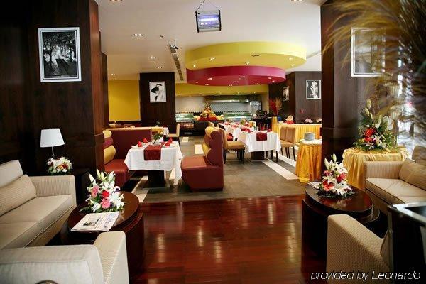 Grand Midwest Express 3*
