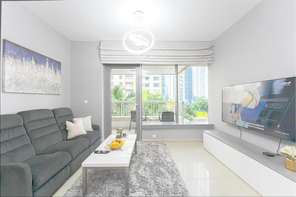 Modern Luxury 2br At Bd 29 Blvd Daire *