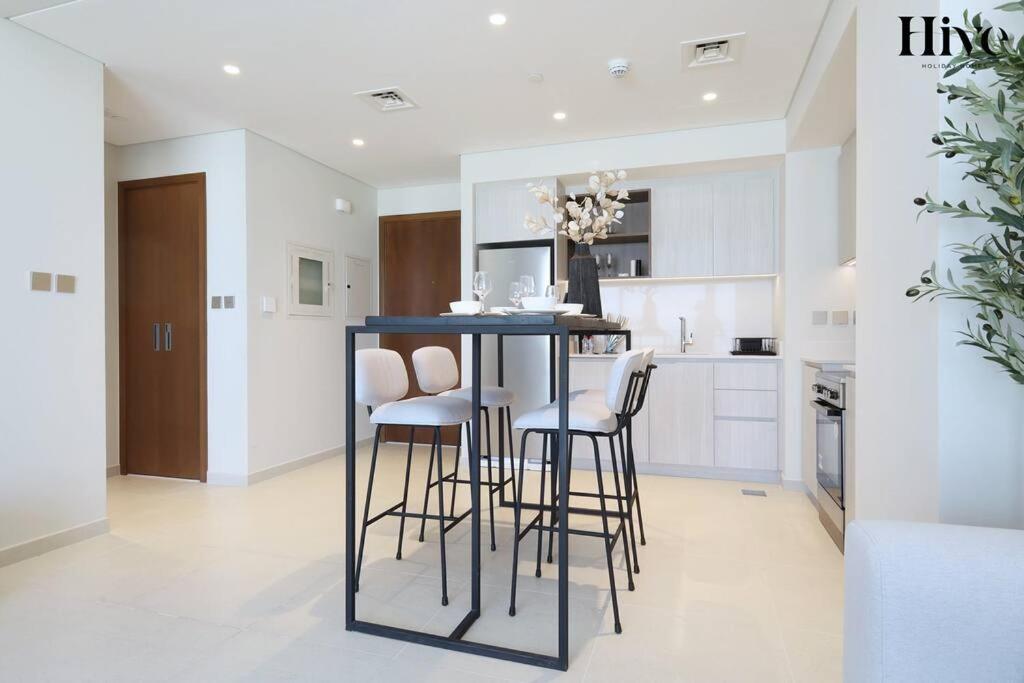 Apartment 1 Bed In Vida Creek Dubai