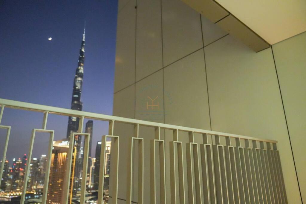 Modern 2br With Stunning Fountain