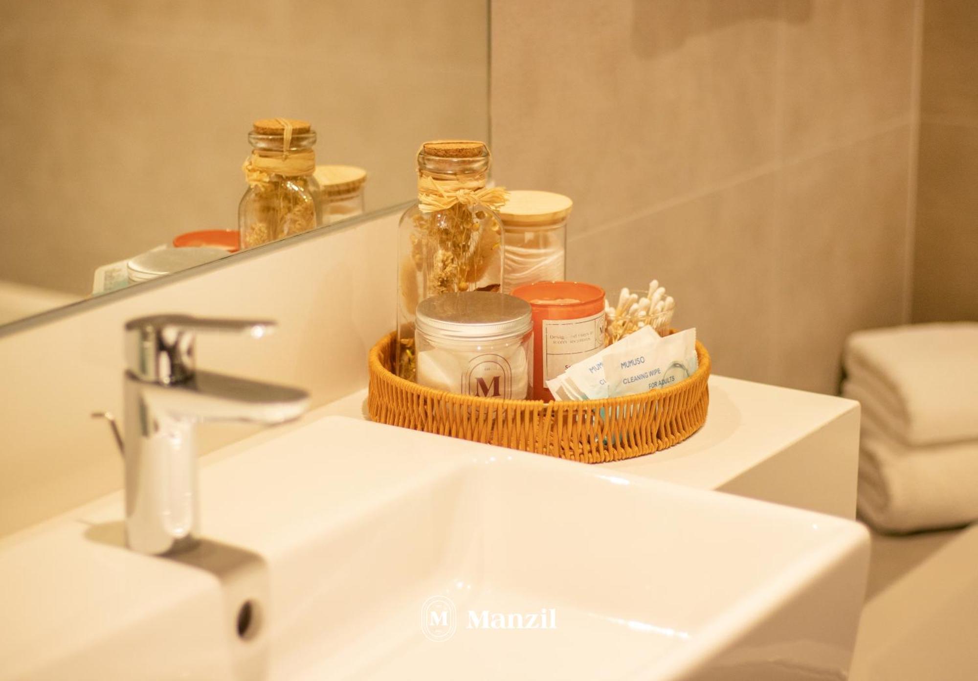 Manzil - 1br In District One Residences With & Lagoon Access Apartment *