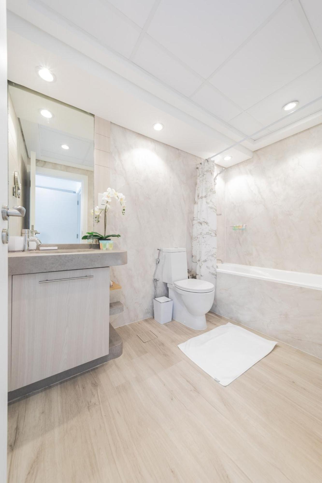 Daire Boutique Living - Burj Views - Renovated