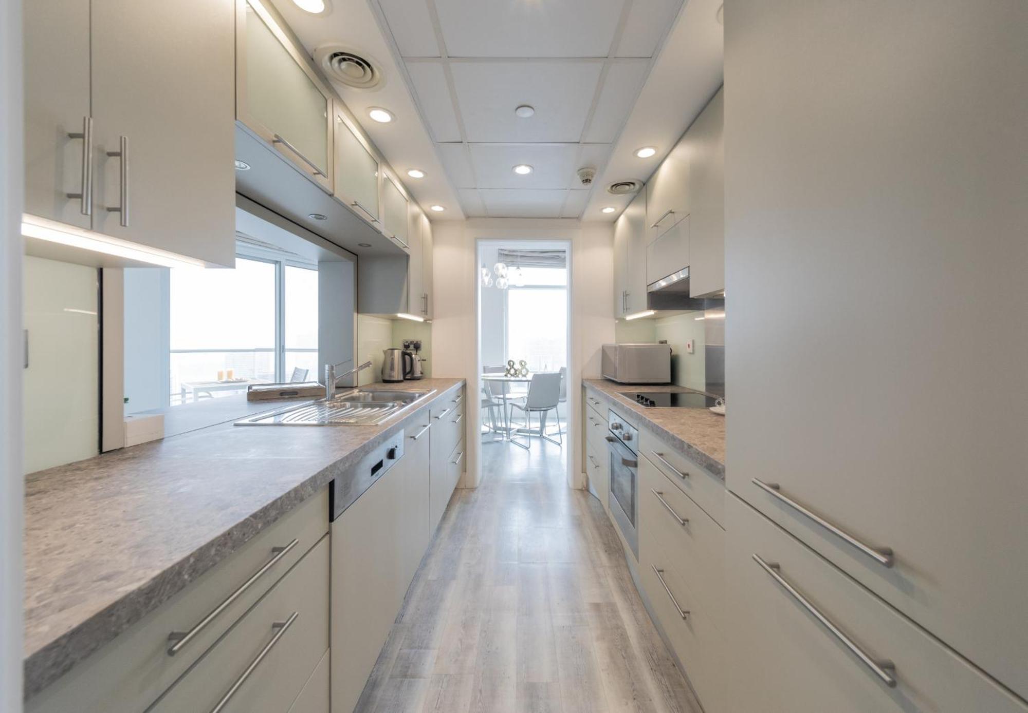 Daire Boutique Living - Burj Views - Renovated *
