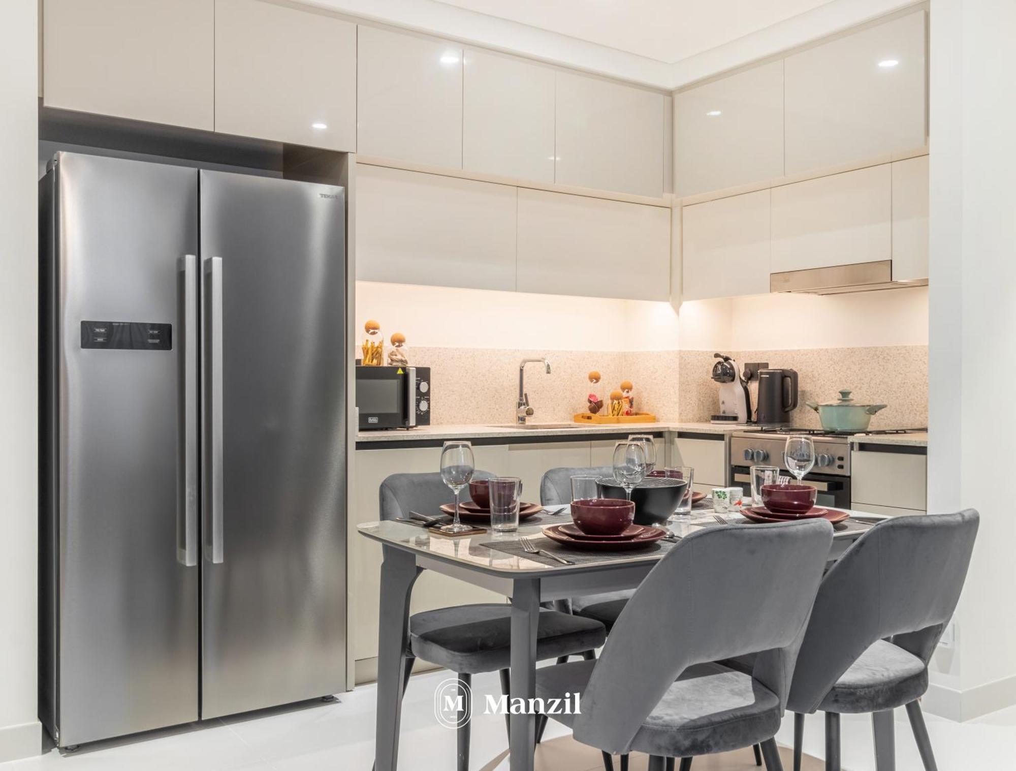 Manzil - 2br In Emaar Beach Front With Sea View Apartment