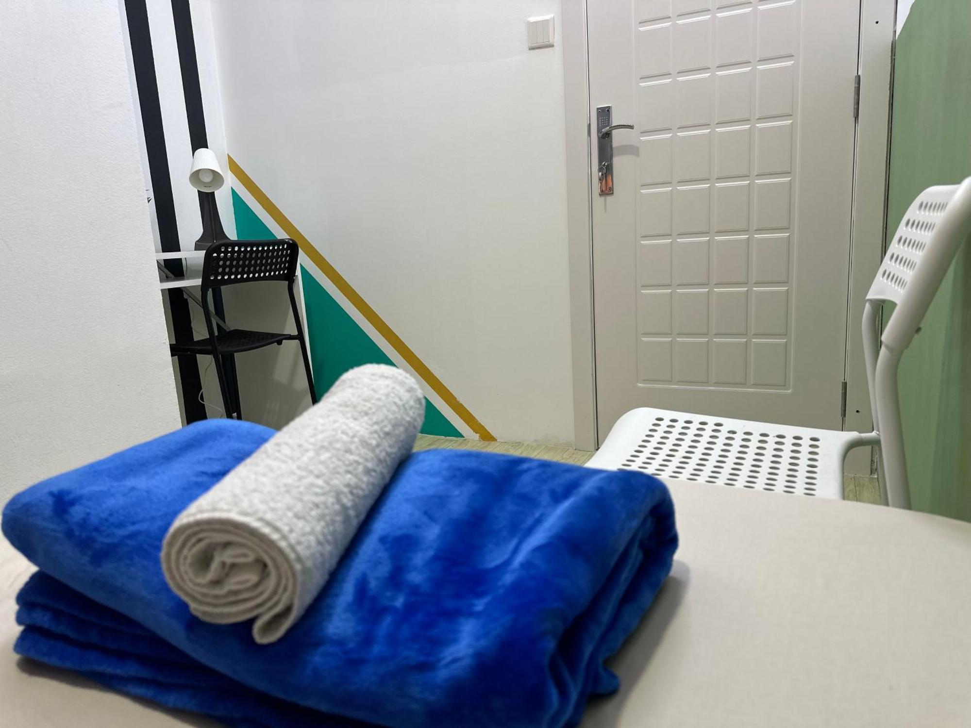 Spacious Mini Partition Near Emirates Mall Hospedagem domiciliar *