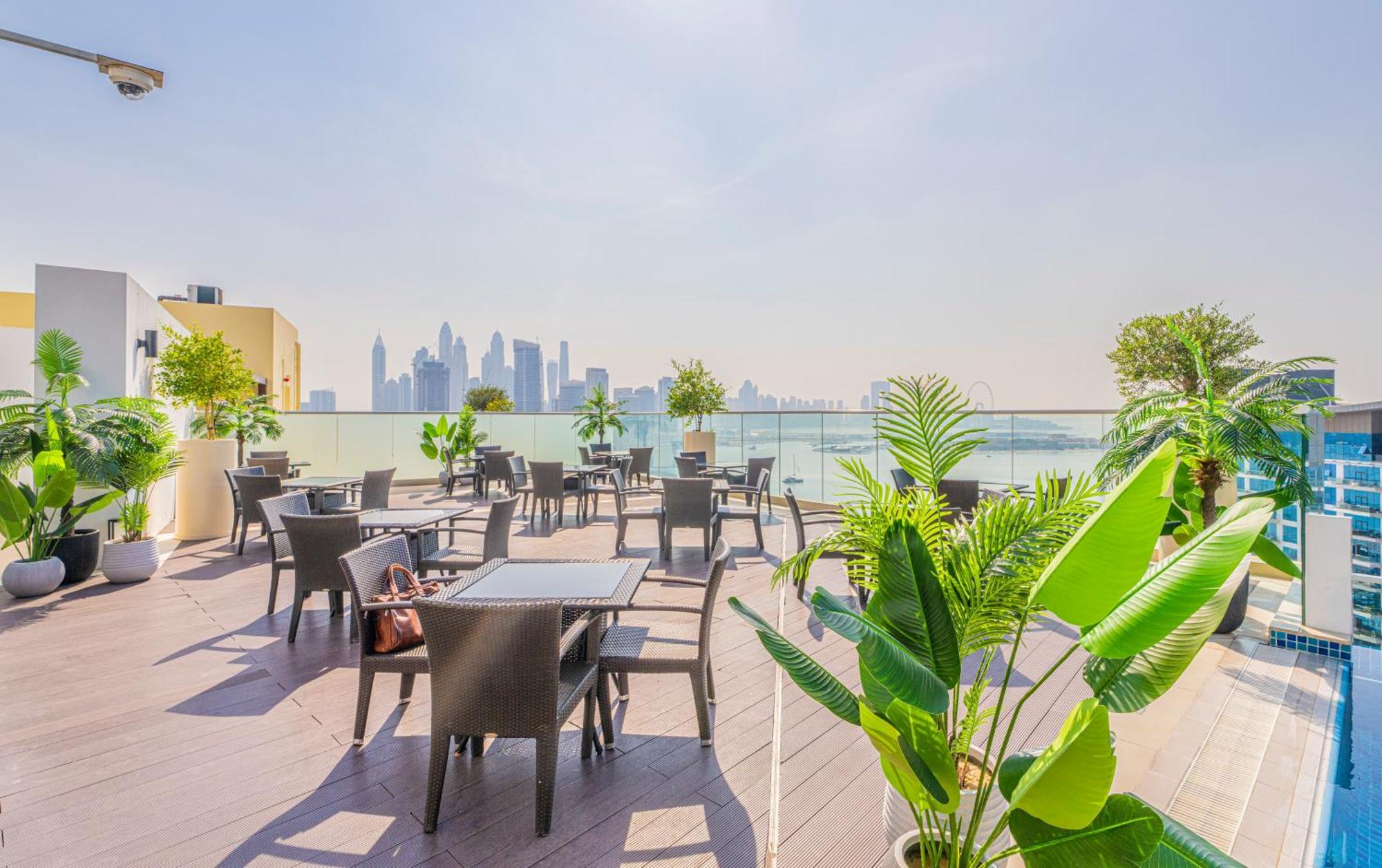 With Pool And Private Access On Palm Jumeirah *