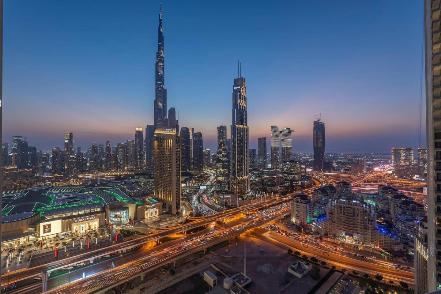 Stunning Views, Luxury By Chi Living Apartment Dubai