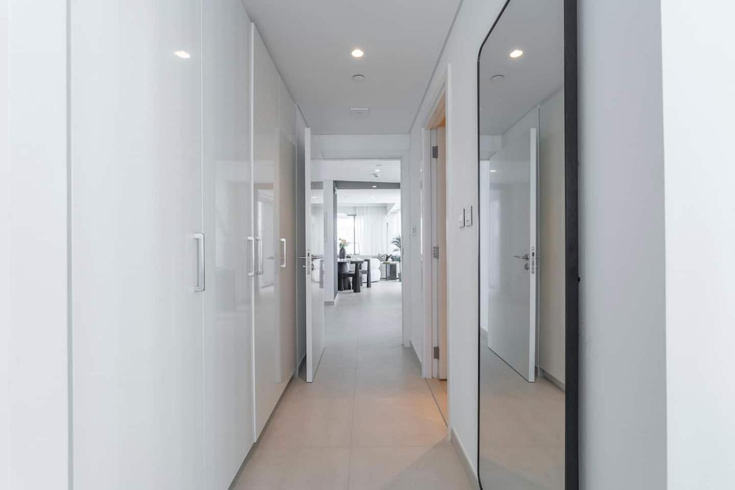 Stunning Views, Luxury By Chi Living Apartment Dubai