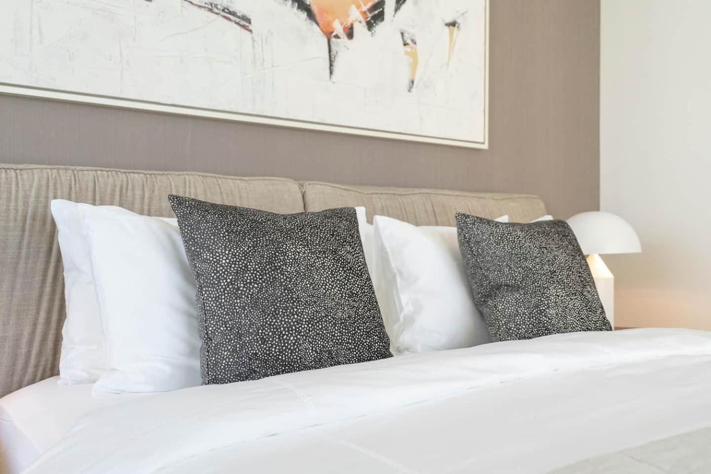 Apartment Stunning Views, Luxury By Chi Living Dubai