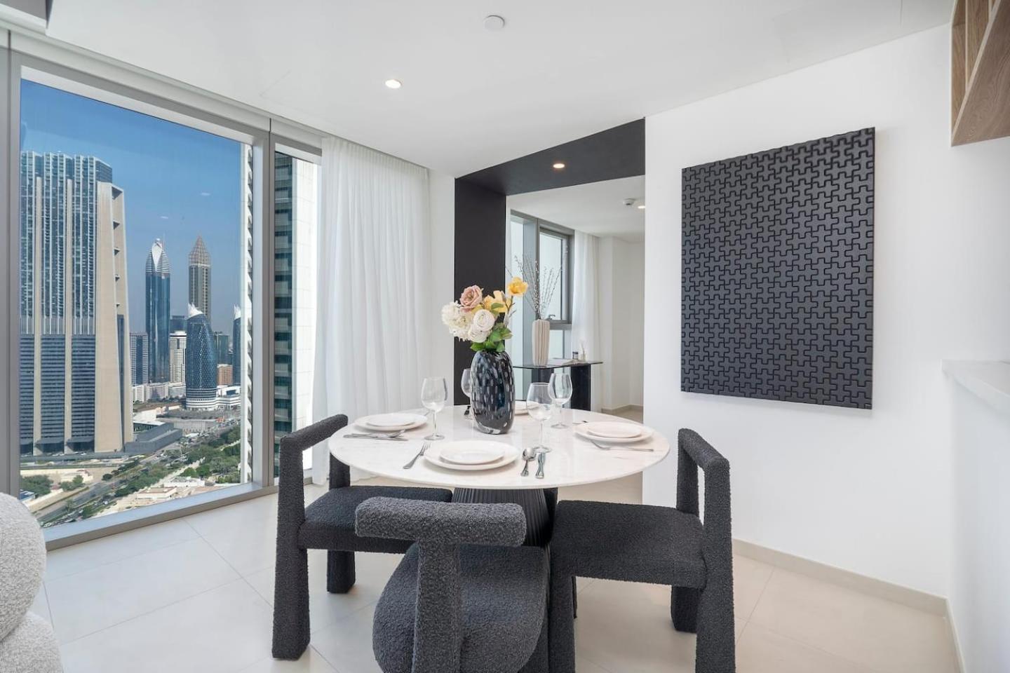 Stunning Views, Luxury By Chi Living Apartment Dubai