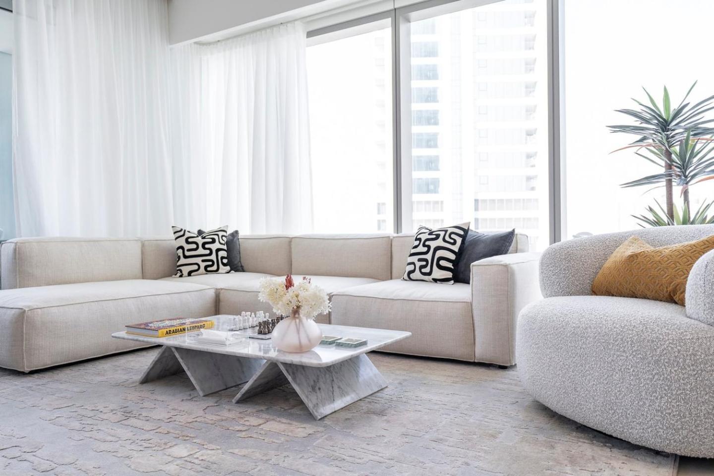 Stunning Views, Luxury By Chi Living