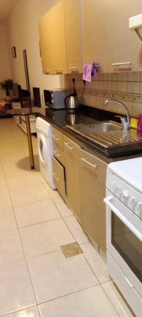 Awesome At Silicon Oasis Apartment *