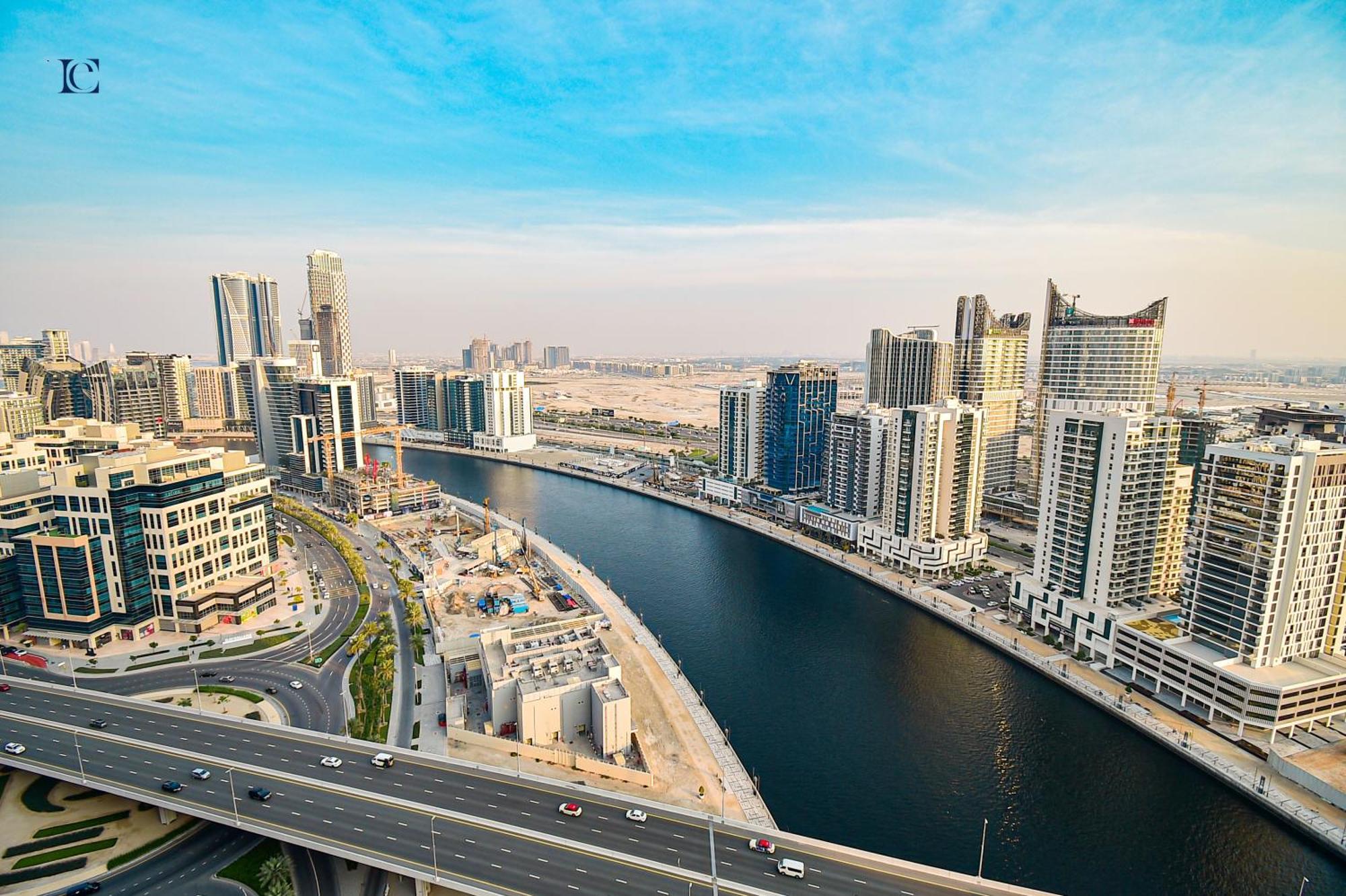 Apartment Luxury Escapes - Damac Maison Prive - Canal View Apts - Near Mall