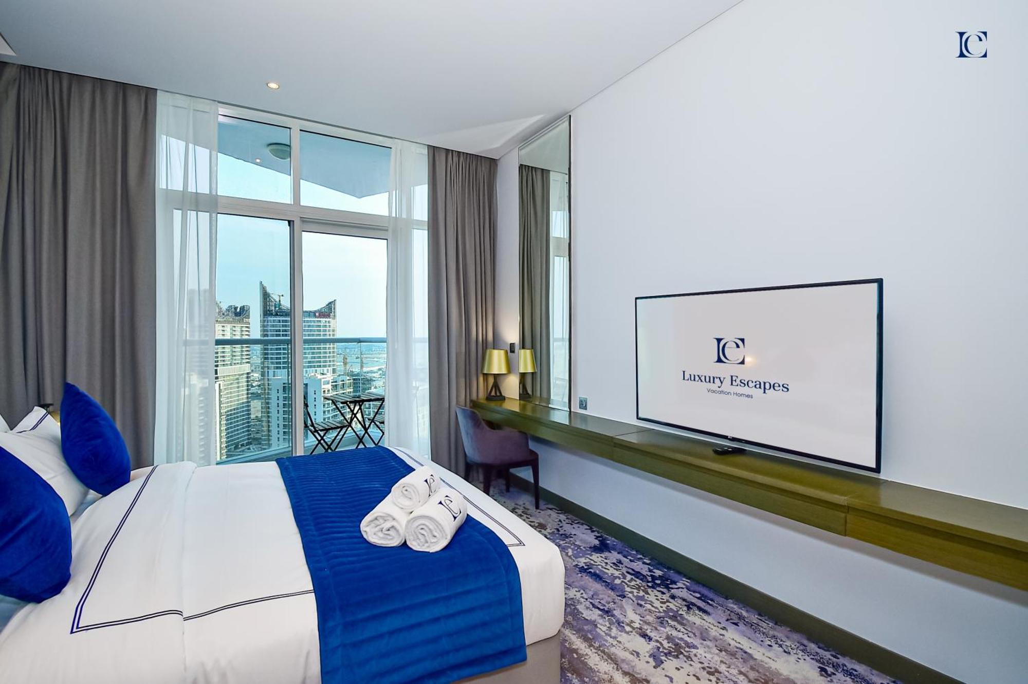 Apartment Luxury Escapes - Damac Maison Prive - Canal View Apts - Near Mall