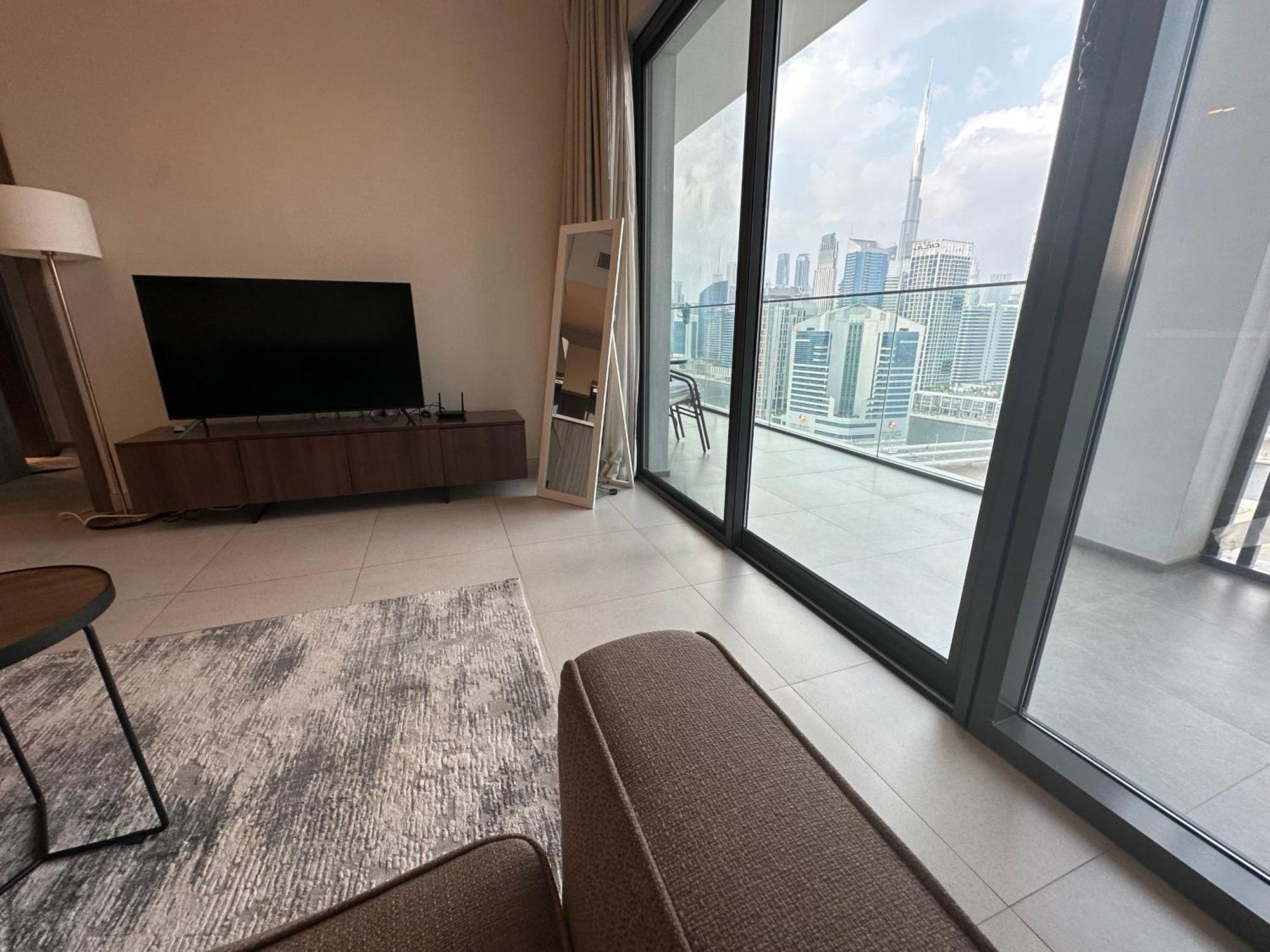 Apartment Sol Avenue - Luxury 1 Bedroom With Full Burj Khalifa View