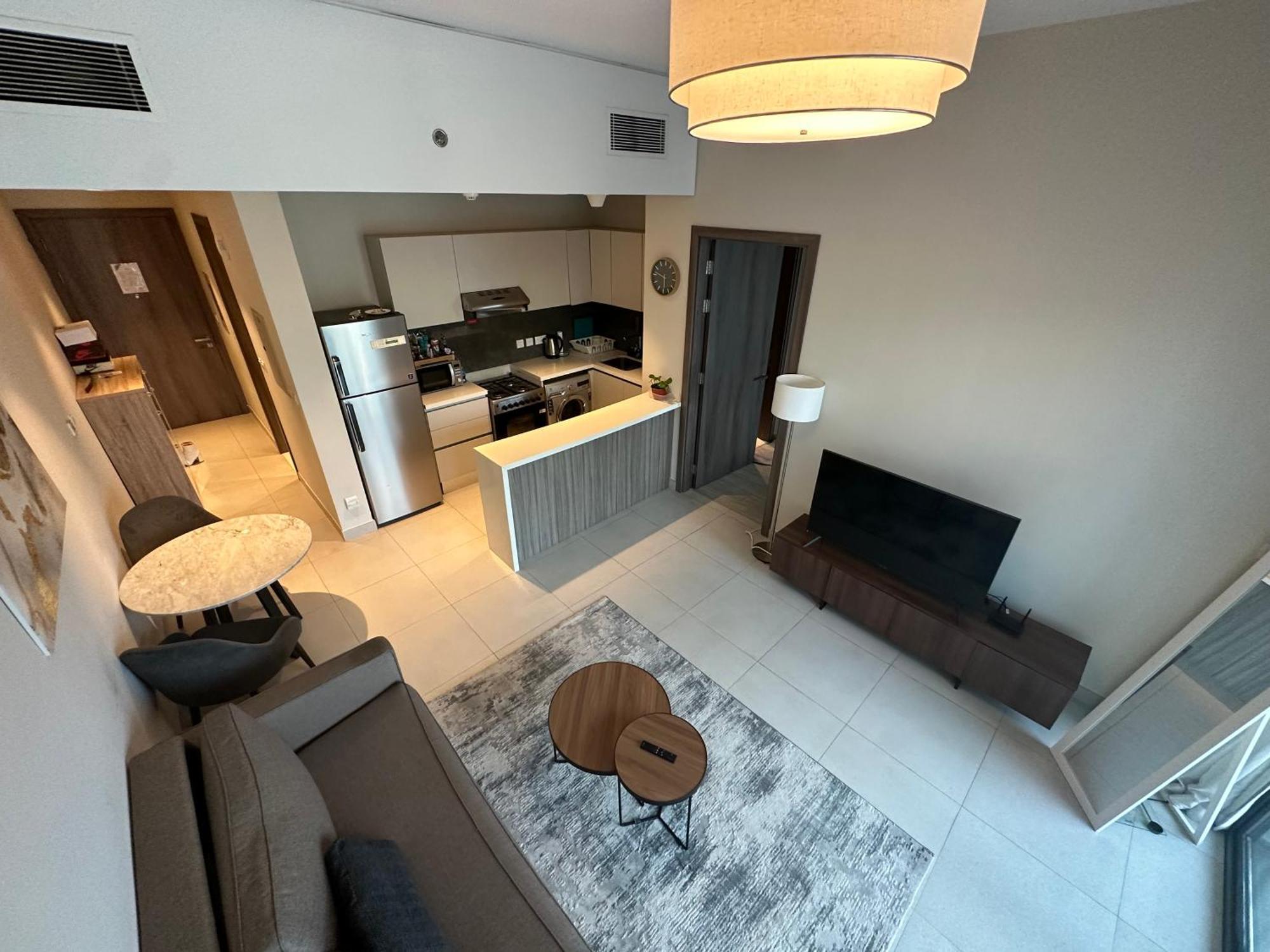 Apartment Sol Avenue - Luxury 1 Bedroom With Full Burj Khalifa View Dubai
