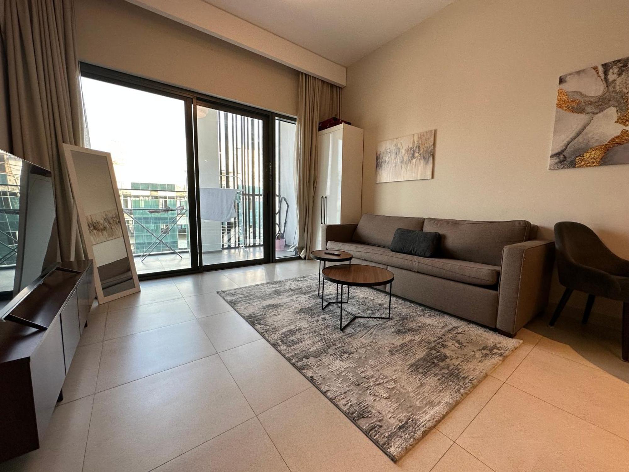 Sol Avenue - Luxury 1 Bedroom With Full Burj Khalifa View Apartment