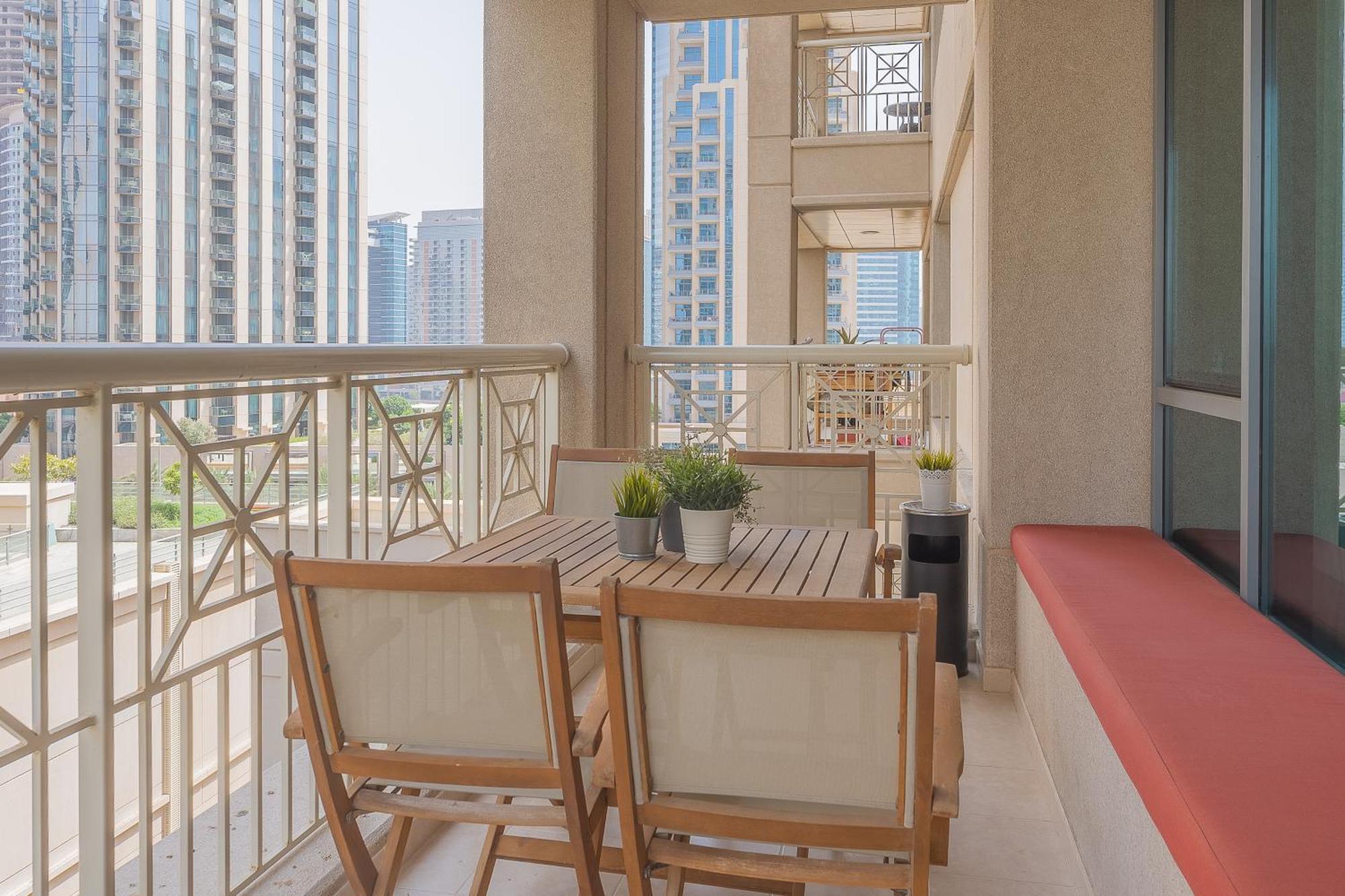 Bellavista 29 Boulevard 1 Bedroom With Extra Bedroom Partial Fountain Views Apartment