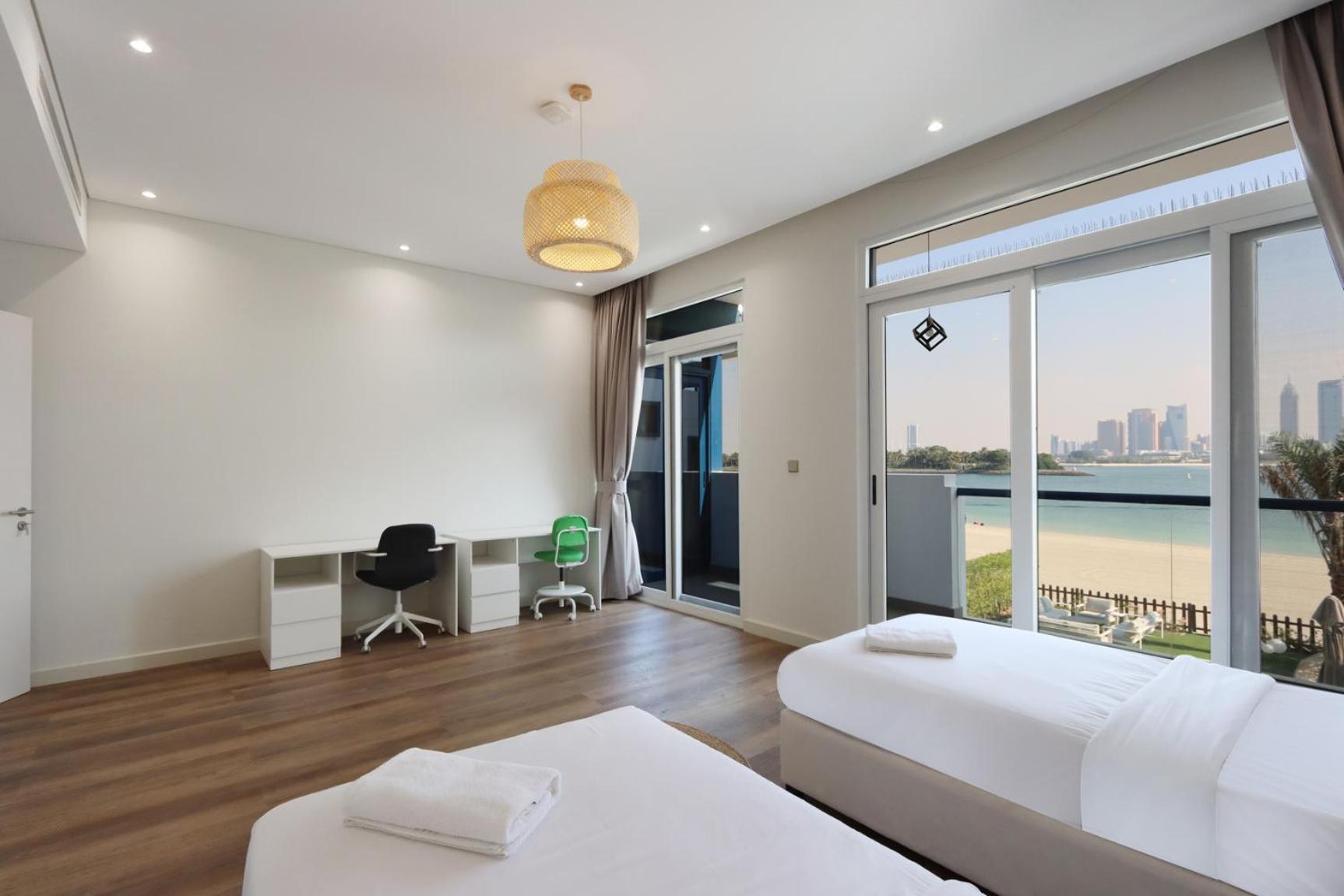 Villa Livbnb - Beachfront 4+1 In Palma Residences