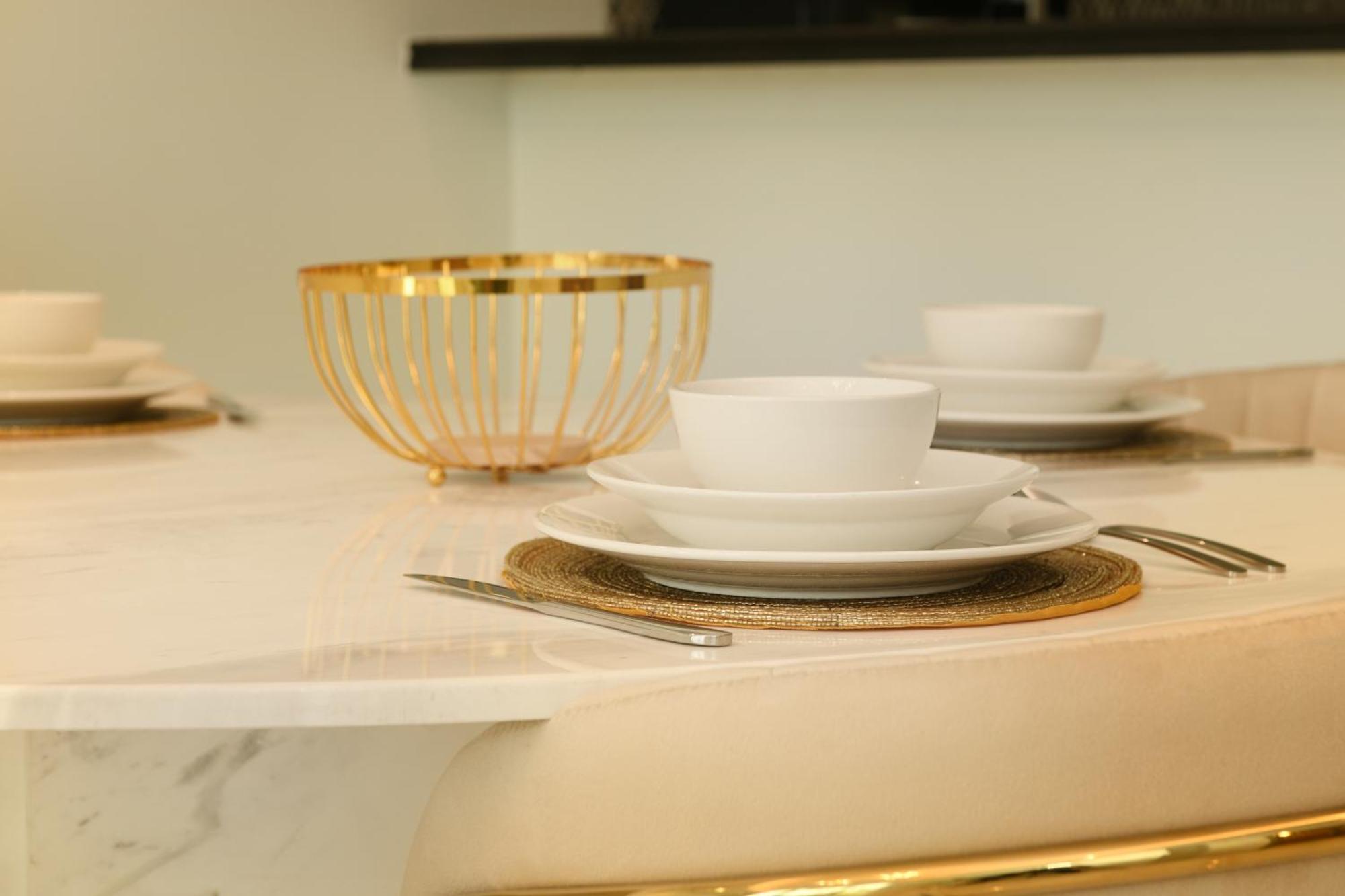 Skyline Serenity 2br Haven *