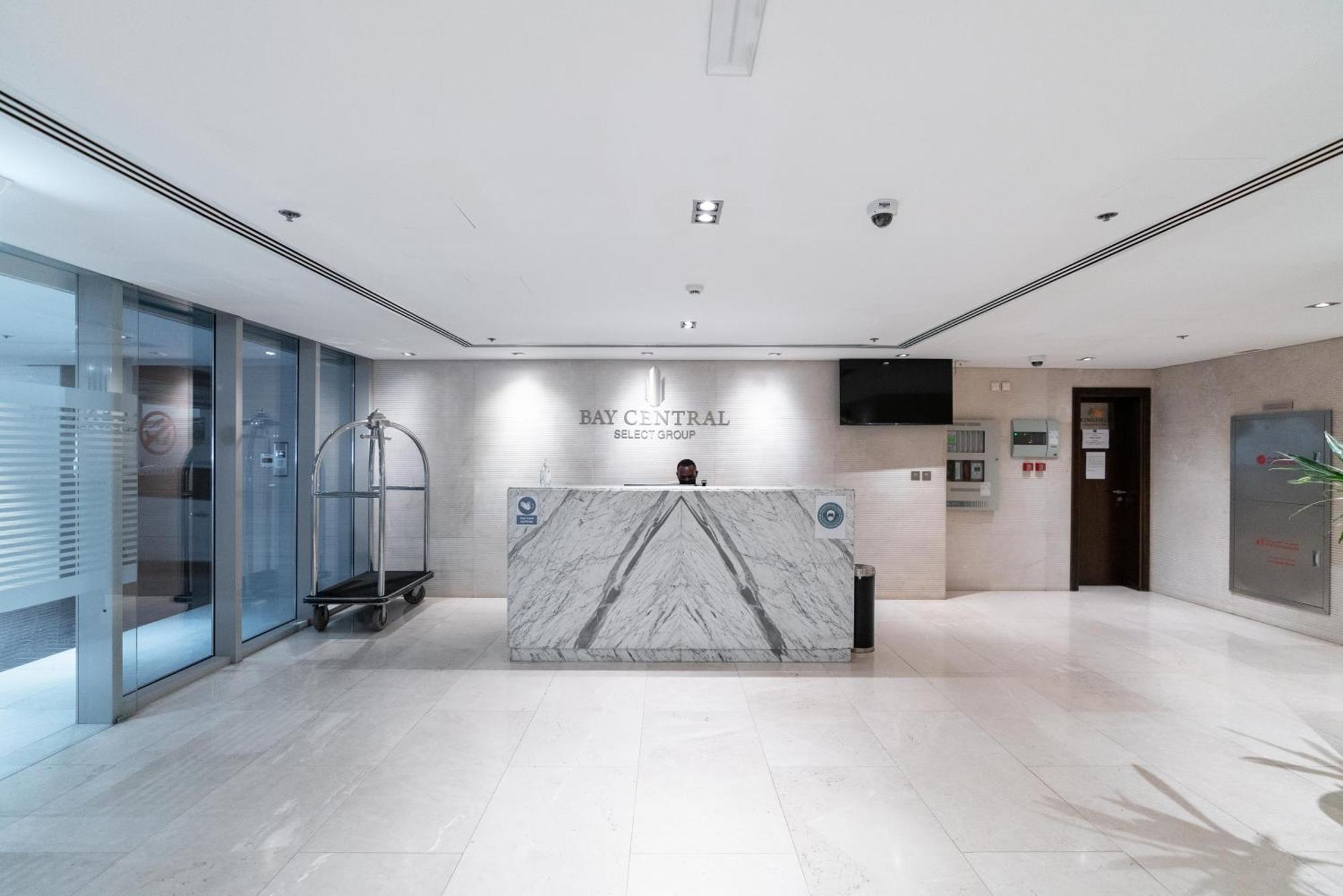 Ultimate / 2 Beds / Marina Views / Location In The Heart Of Marina / Perfect Vacation Apartment Dubai