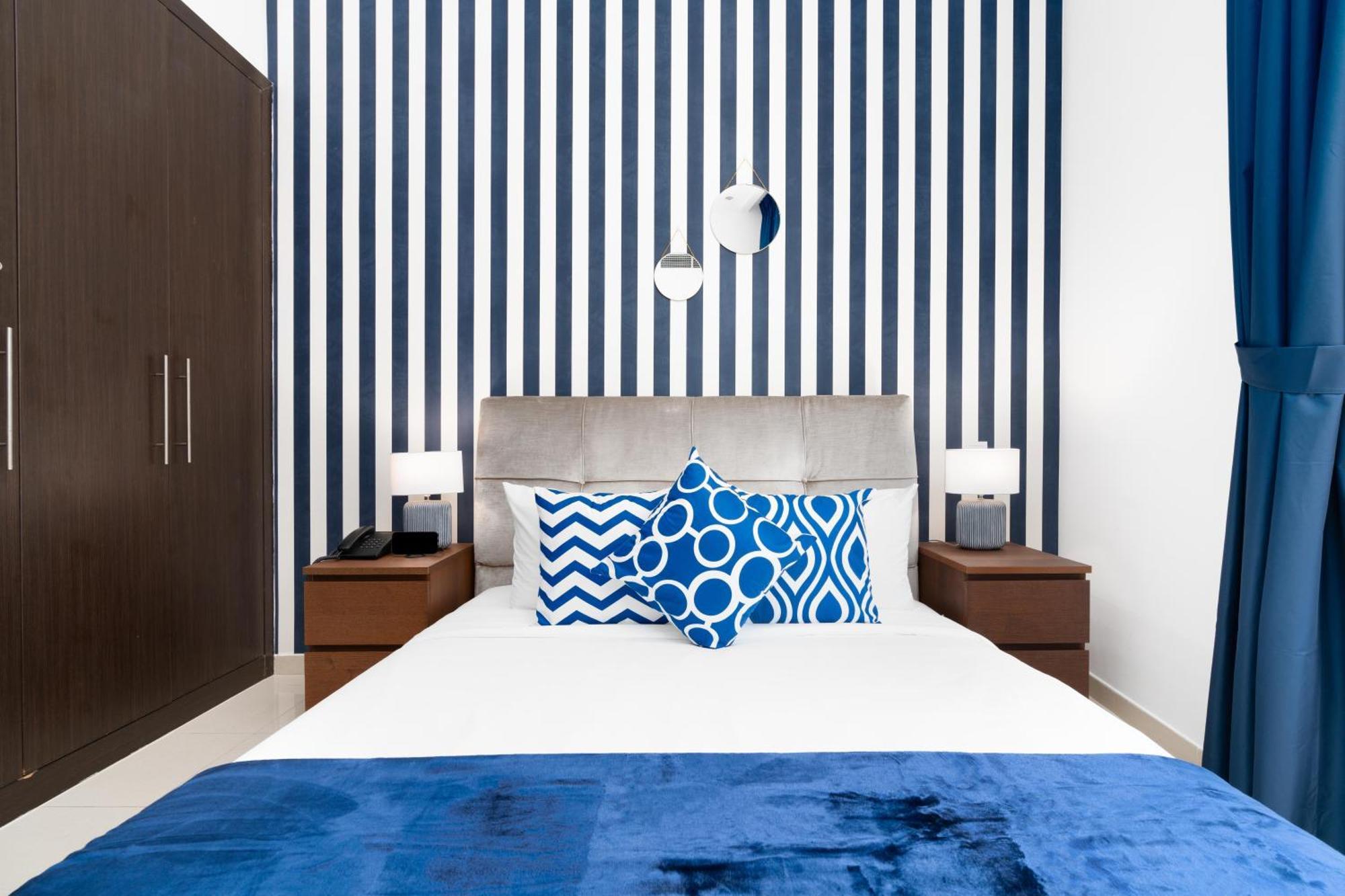 Apartment Ultimate / 2 Beds / Marina Views / Location In The Heart Of Marina / Perfect Vacation *