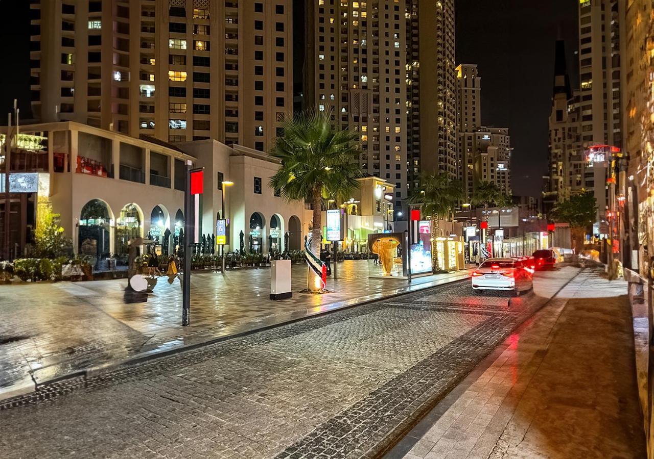 Aparthotel Ramada Hotel, And By Wyndham Jbr Dubai