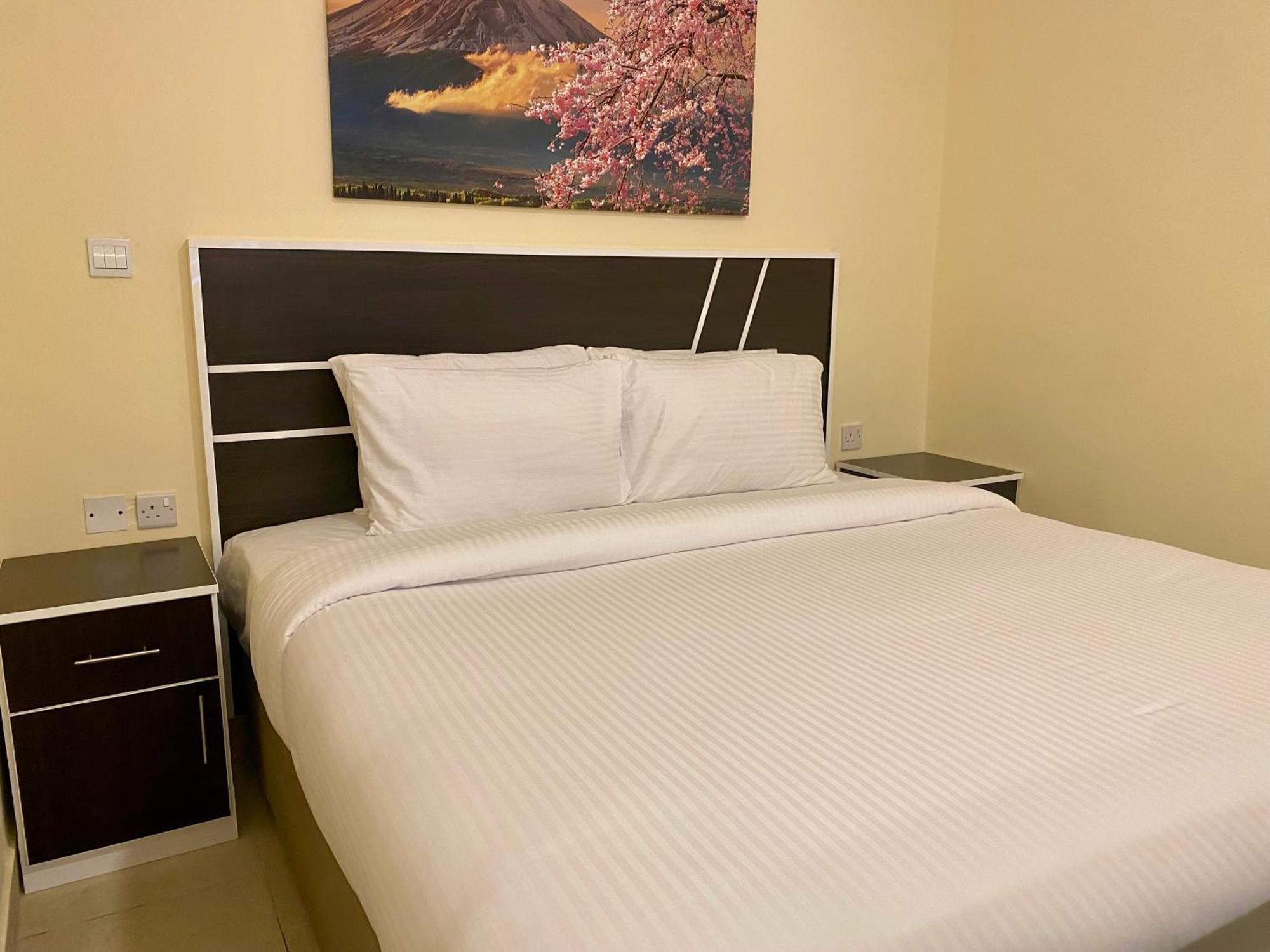 Residences - Serviced Dip * Dubai