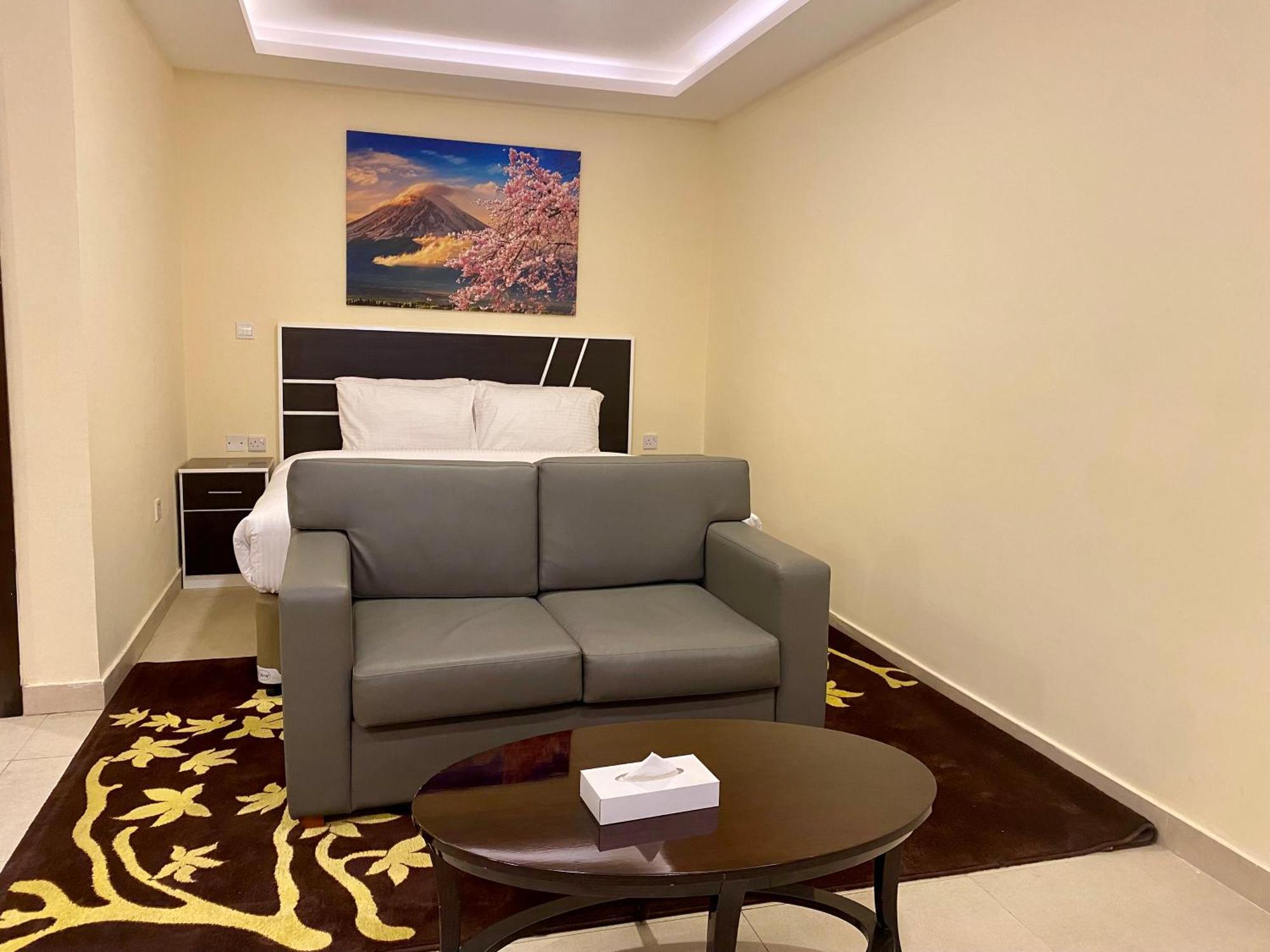 Apartment Residences - Serviced Dip *