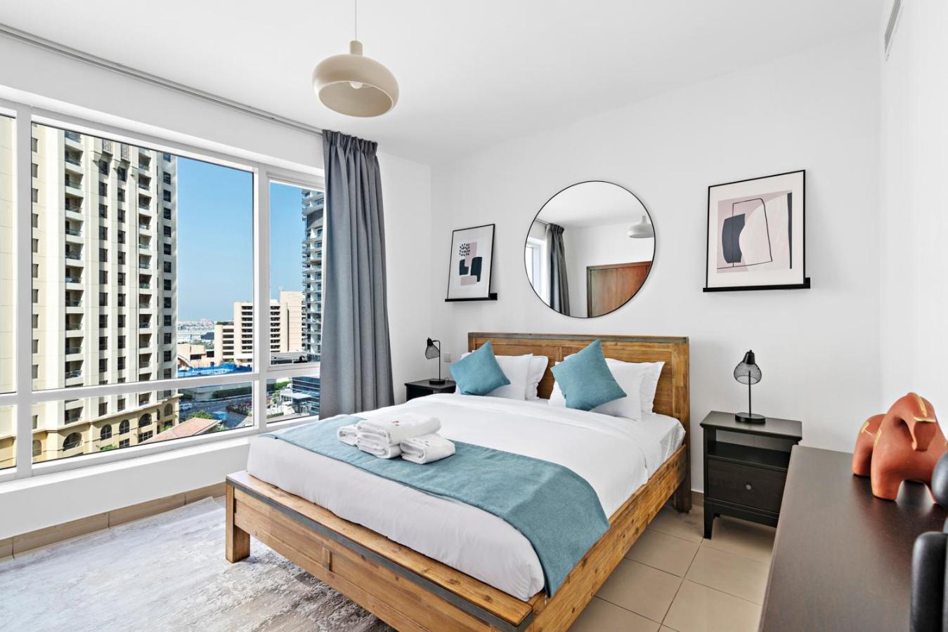Stonetree - Spacious 1 Bedroom In Marina Dubai