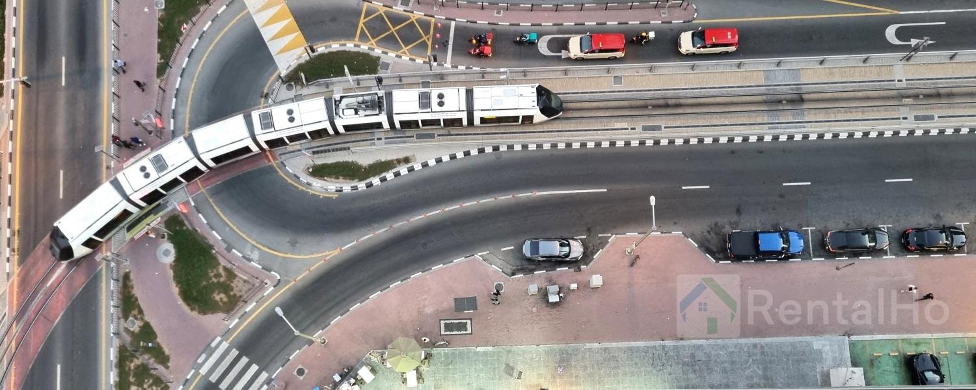 Luxury & Centric Flat With Balcony Views In Marina Dubai