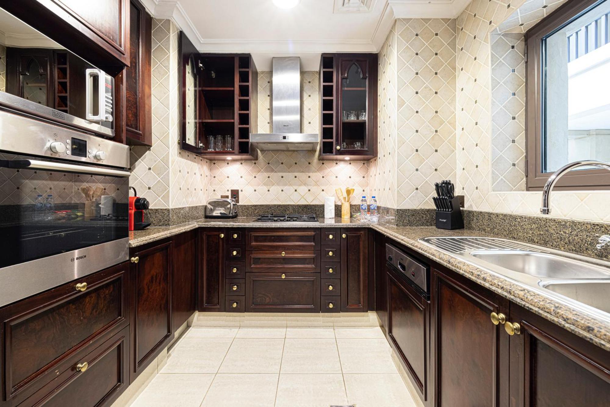 Apartamento Luxurious Unique 2 Bed With Private Jacuzzi & Garden - Connected To Souk Al Bahar - Mall Dubai