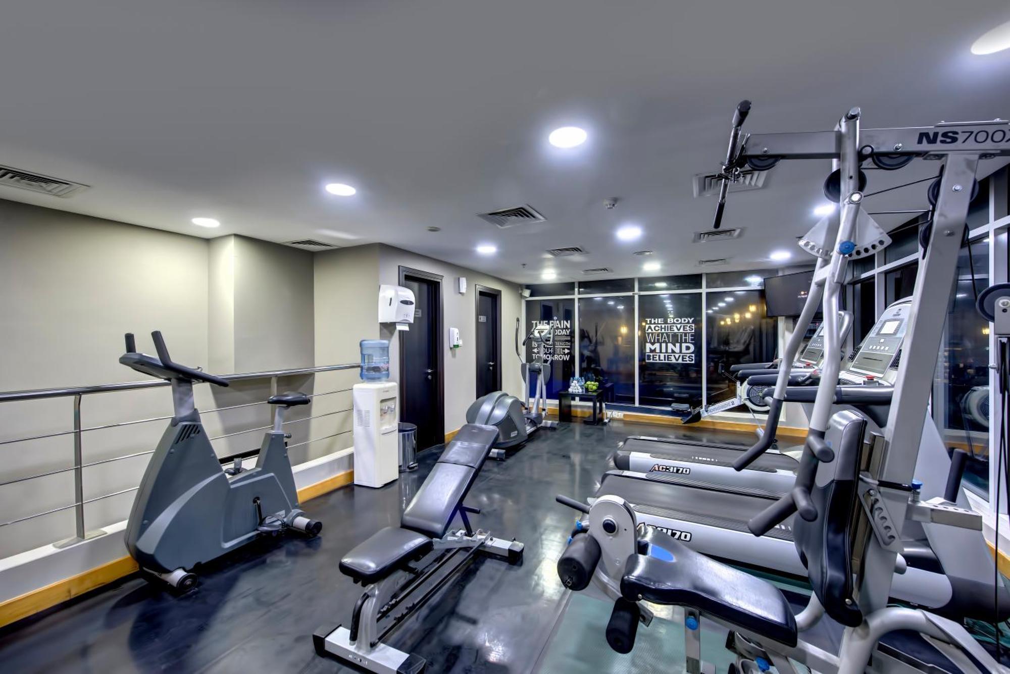 Grandeur Al Barsha 4*