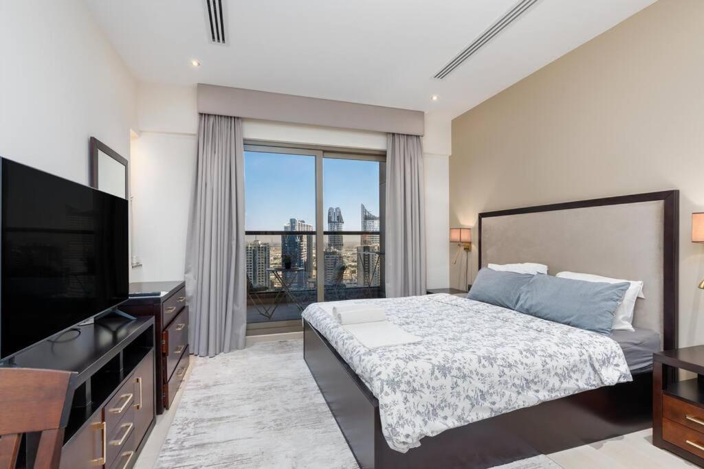 White Sage - Elite Apartment *