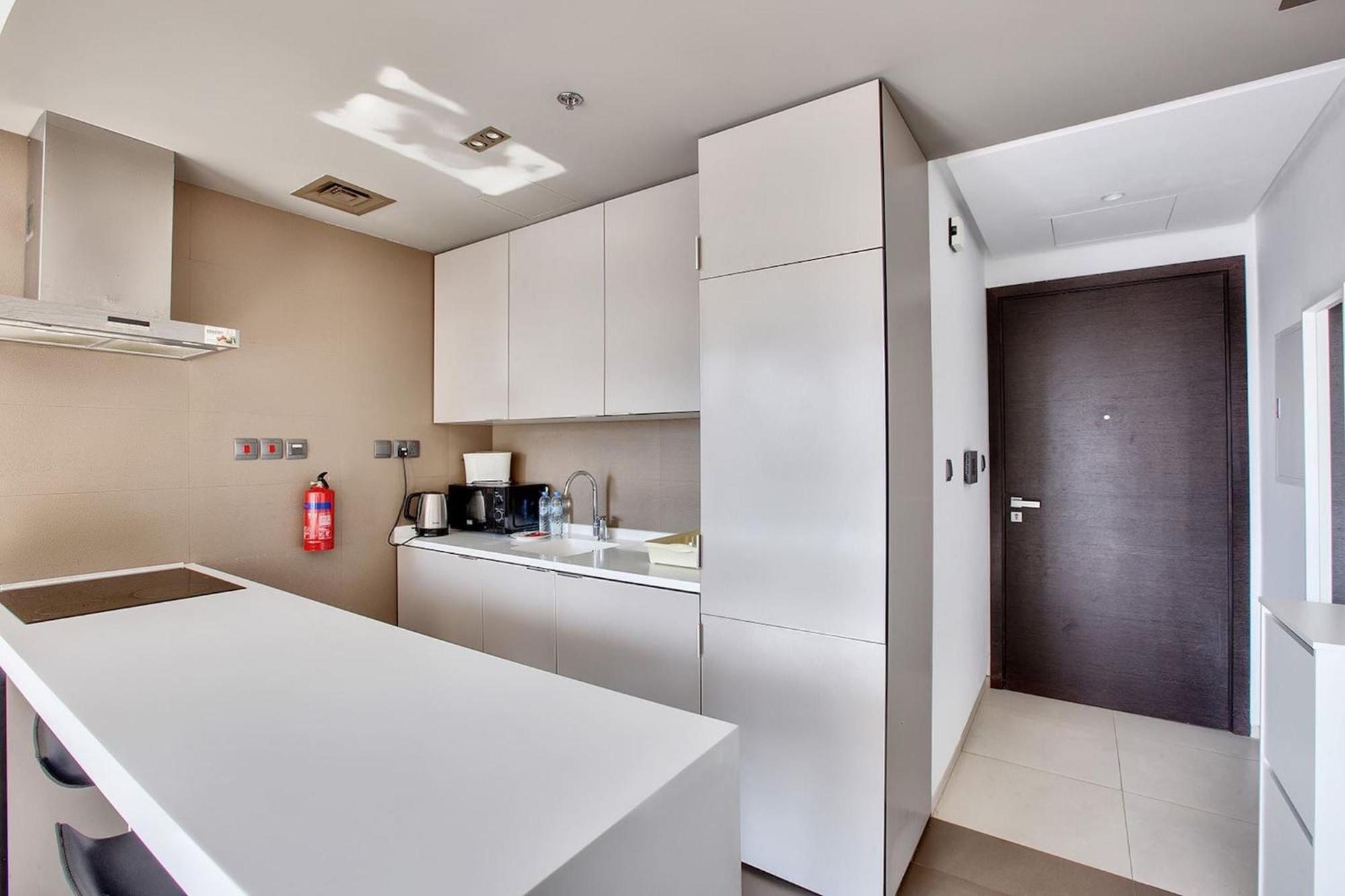 Daire New Stylish 1 Bd In West Avenue Marina