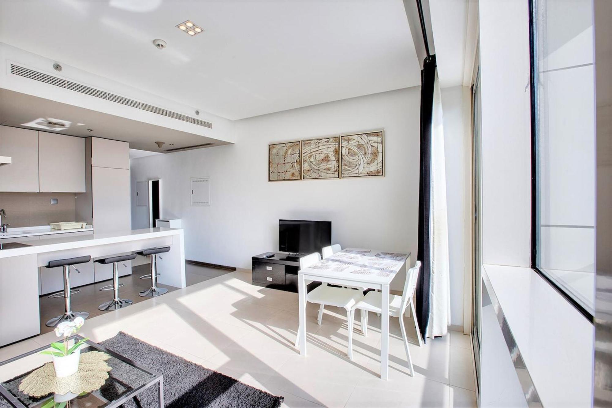 New Stylish 1 Bd In West Avenue Marina Daire *