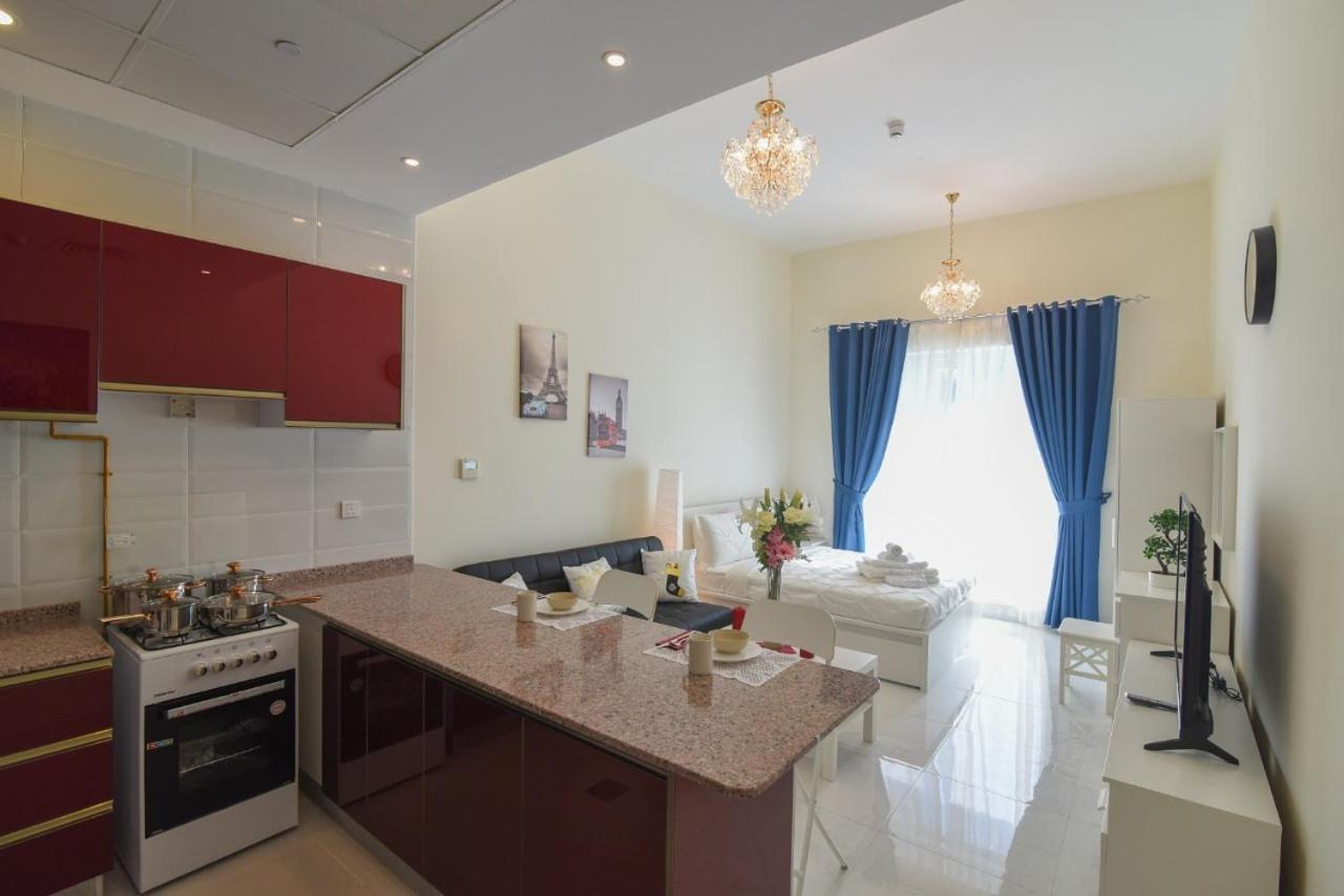 Apartment Mk By Azco *