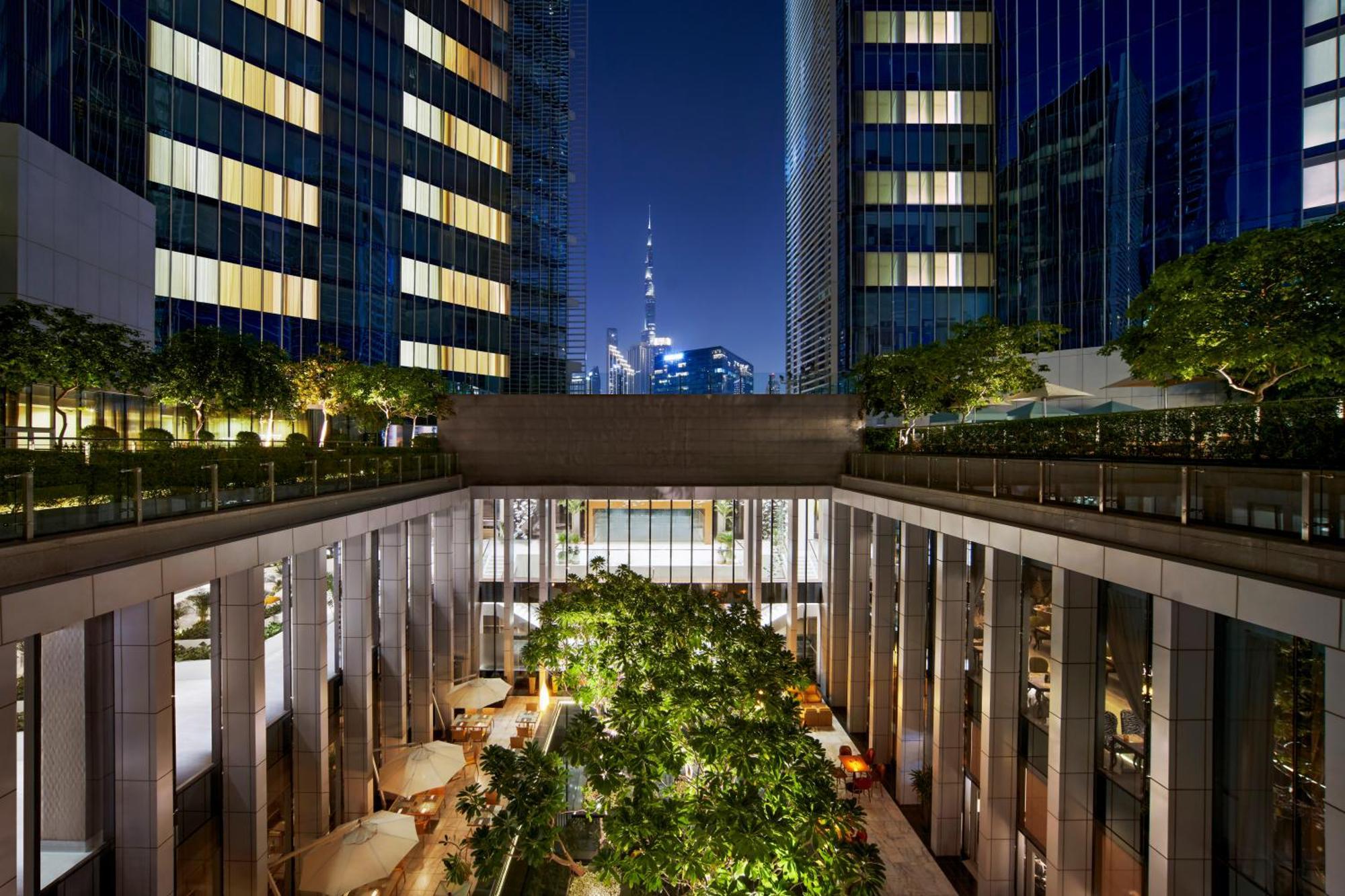 Anantara Downtown Hotel 5*