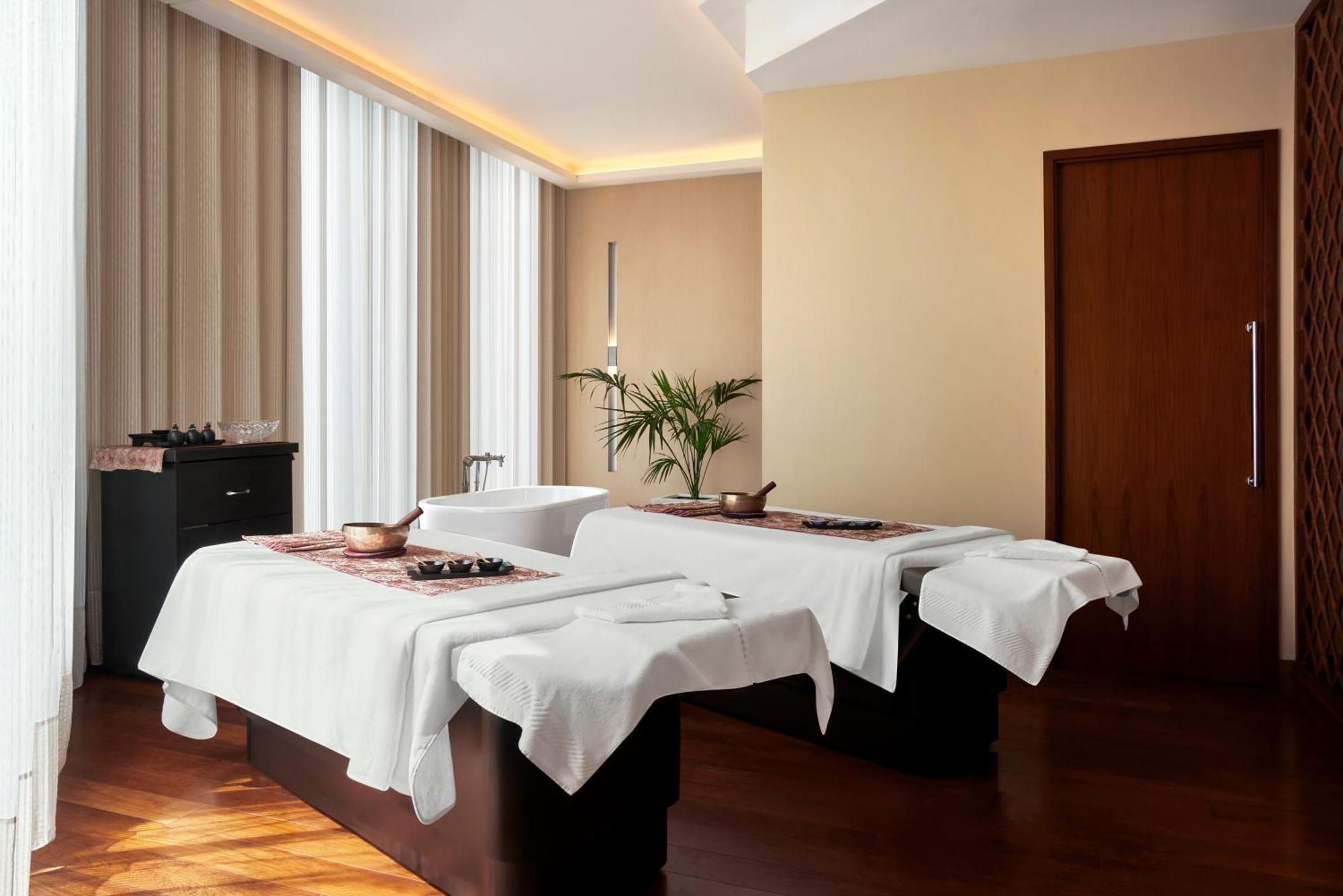 Anantara Downtown 5*