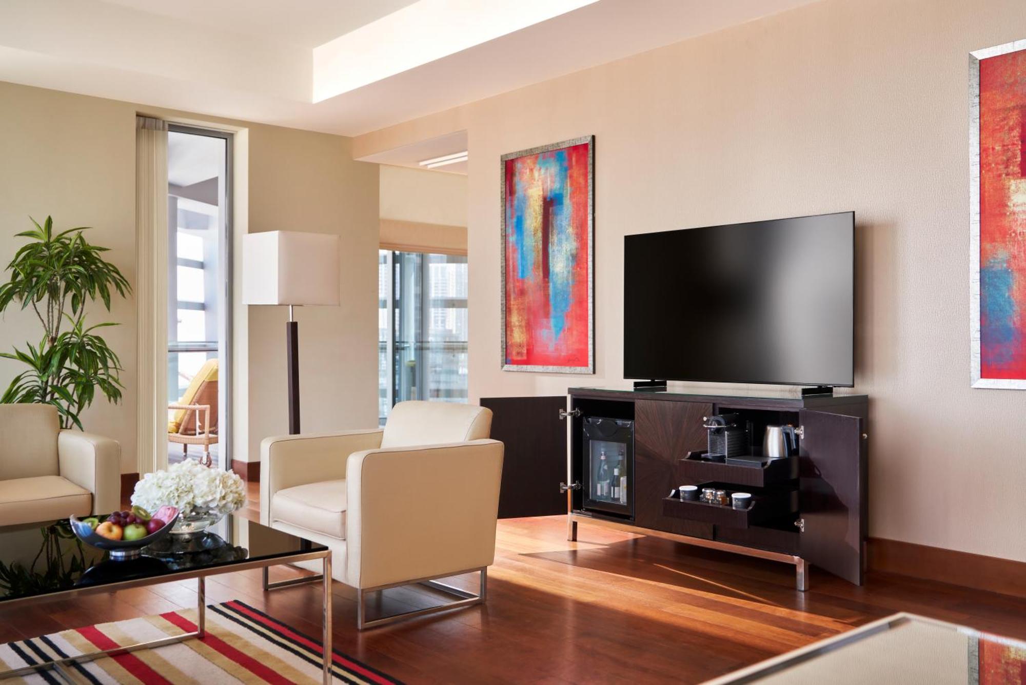 Anantara Downtown 5*