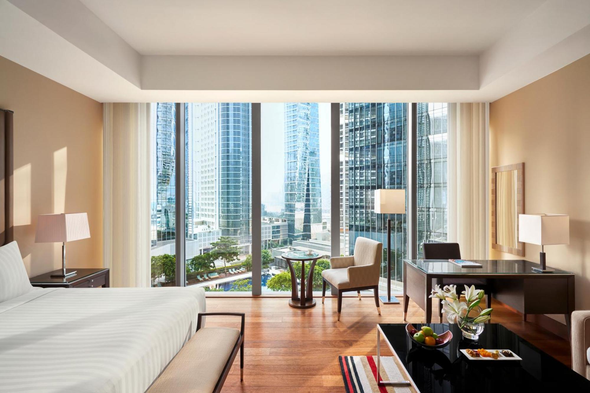 Anantara Downtown 5*