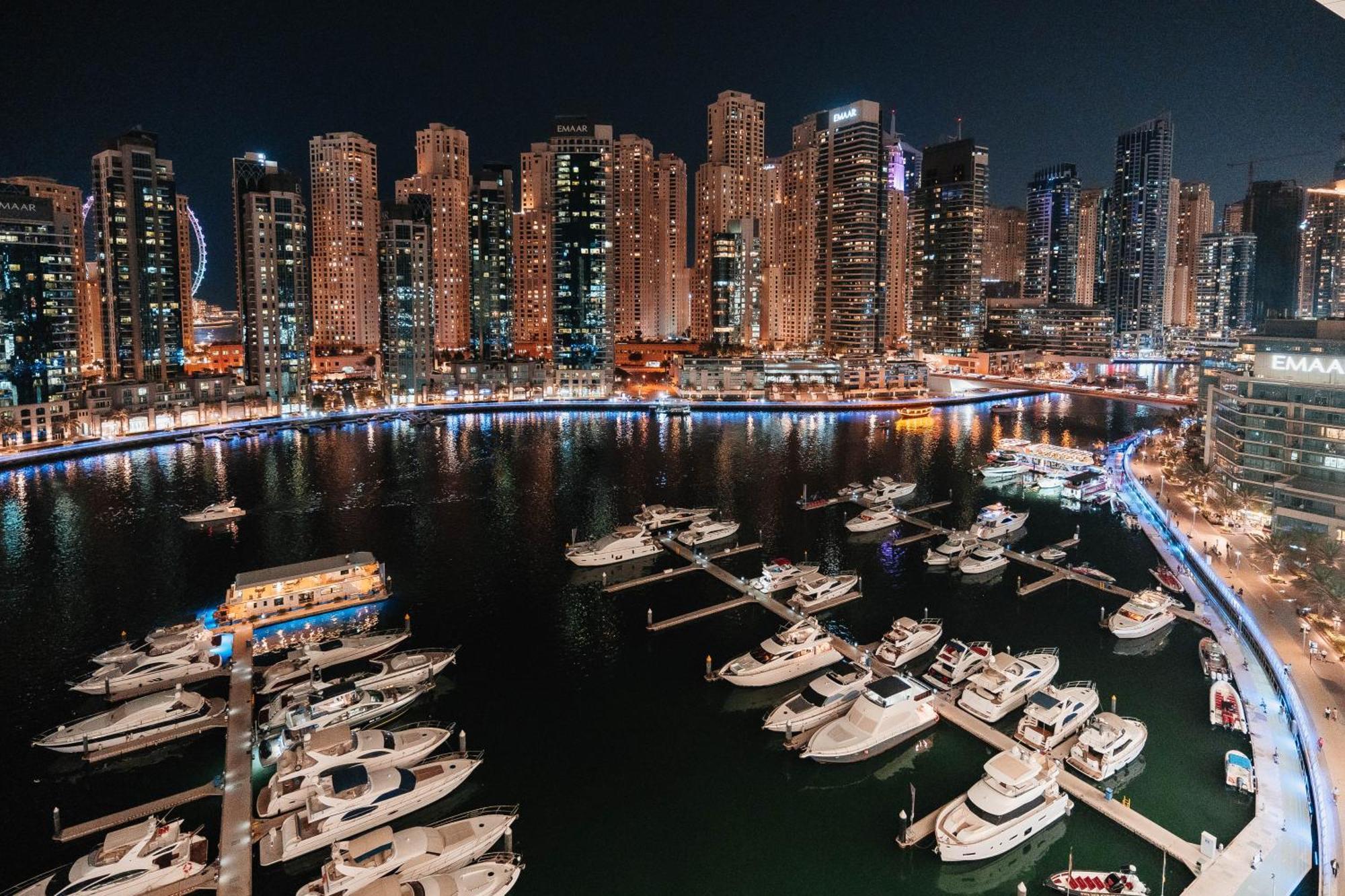 Apartment Vida Marina & Yacht Club , And Residences , Luxurious 2br *