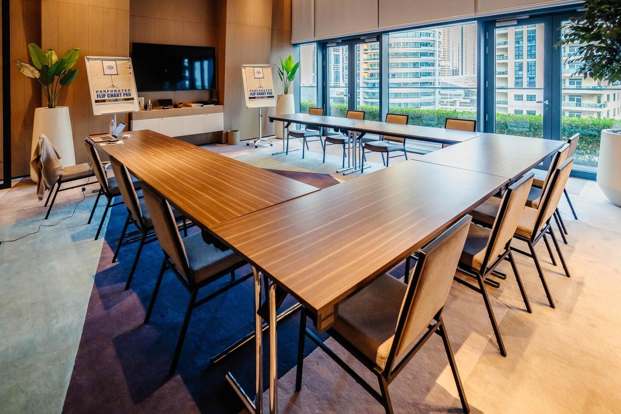 Vida Marina & Yacht Club , And Residences , Luxurious 2br * Dubai